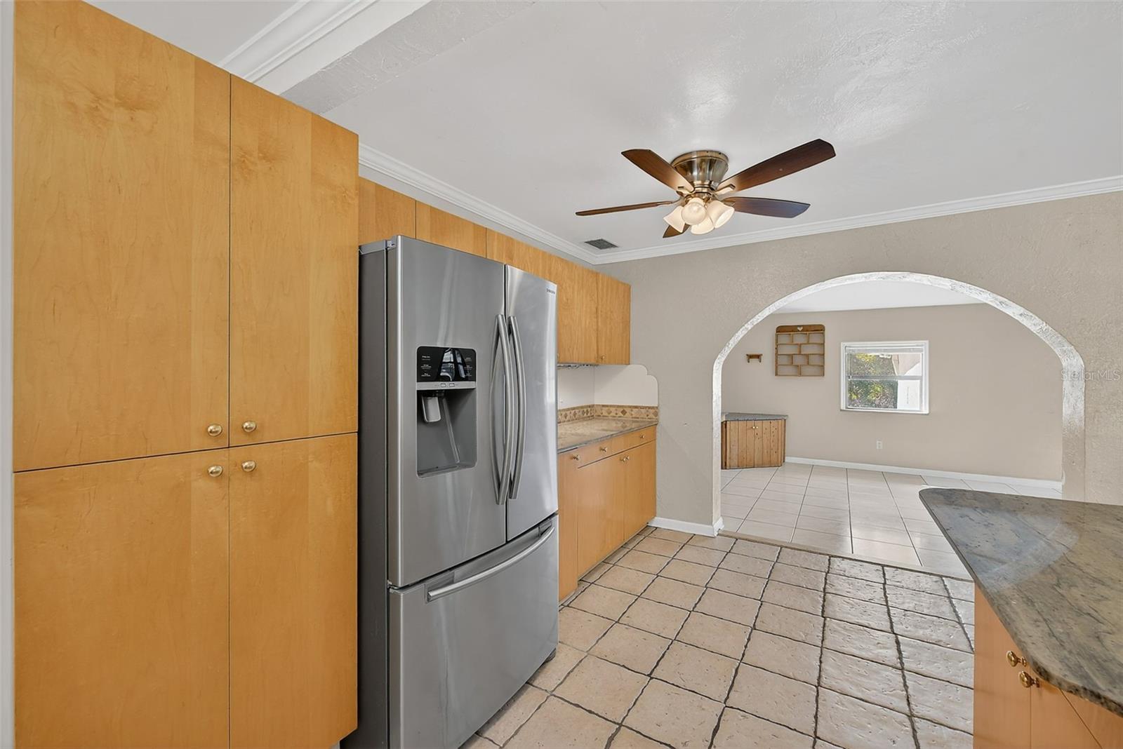 3946 OMEGA CIR — photo 11