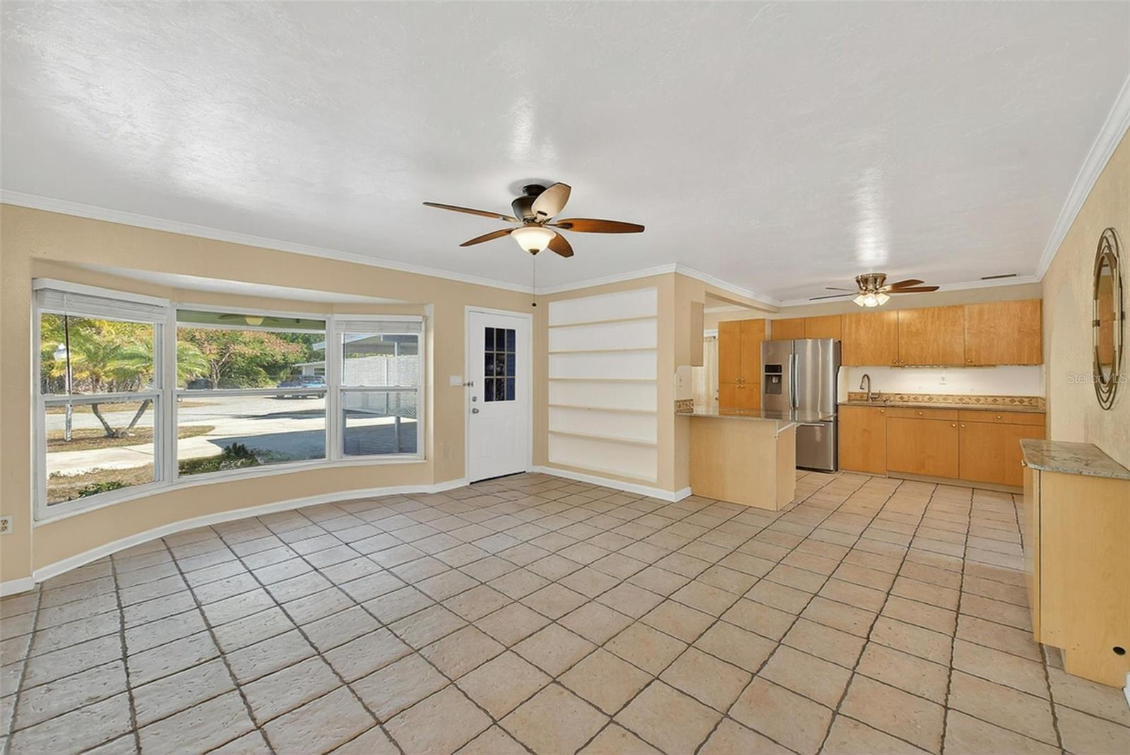 3946 OMEGA CIR — photo 4