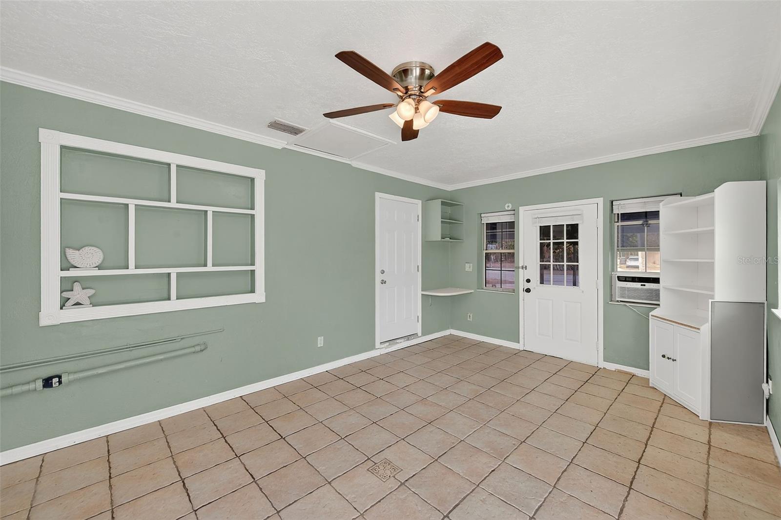 3946 OMEGA CIR — photo 29