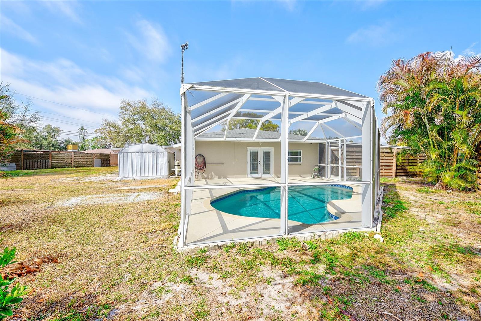 3946 OMEGA CIR — photo 45