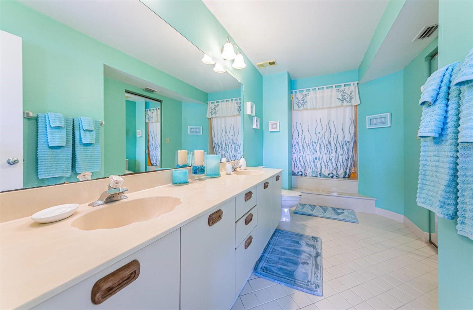 6050 BAHIA DEL MAR CIR #120 — photo 14