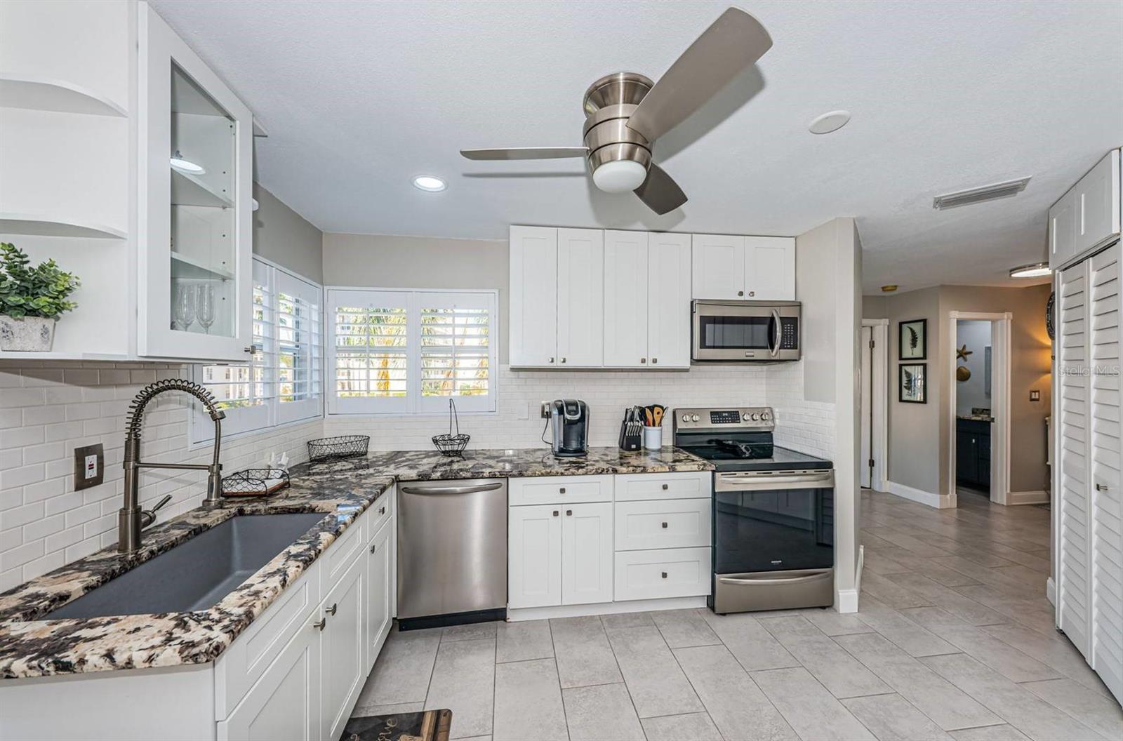 6000 BAHIA DEL MAR CIR #229 — photo 4