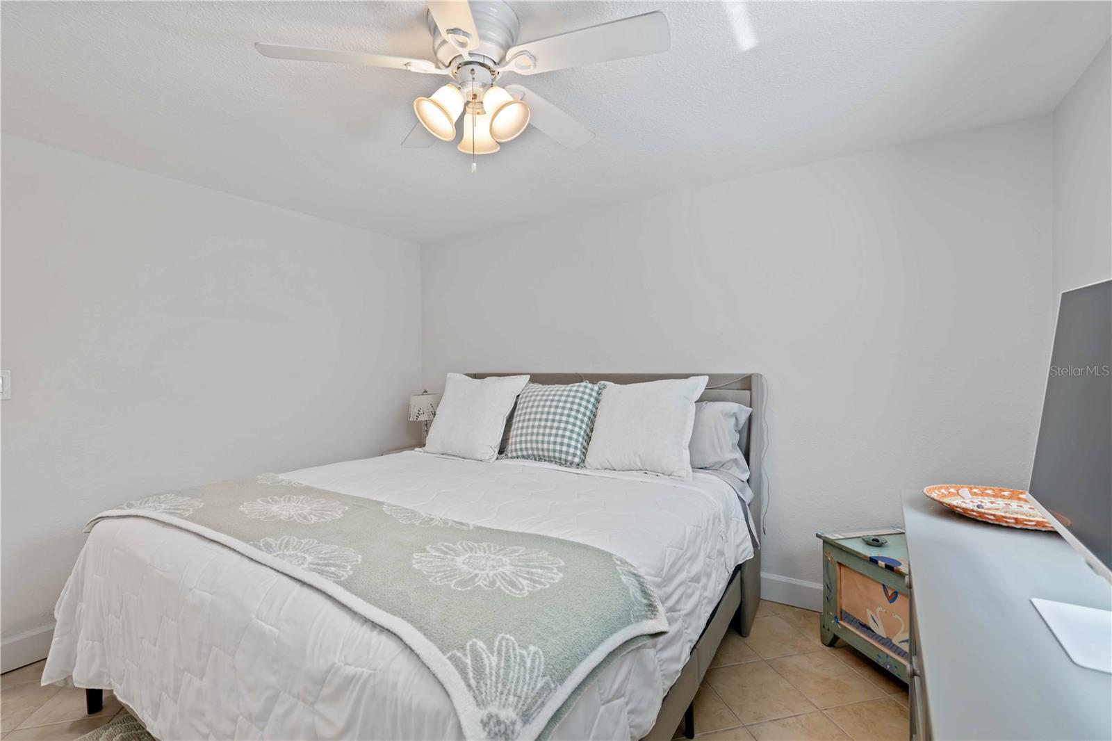 3035 SHAMROCK DR — photo 34