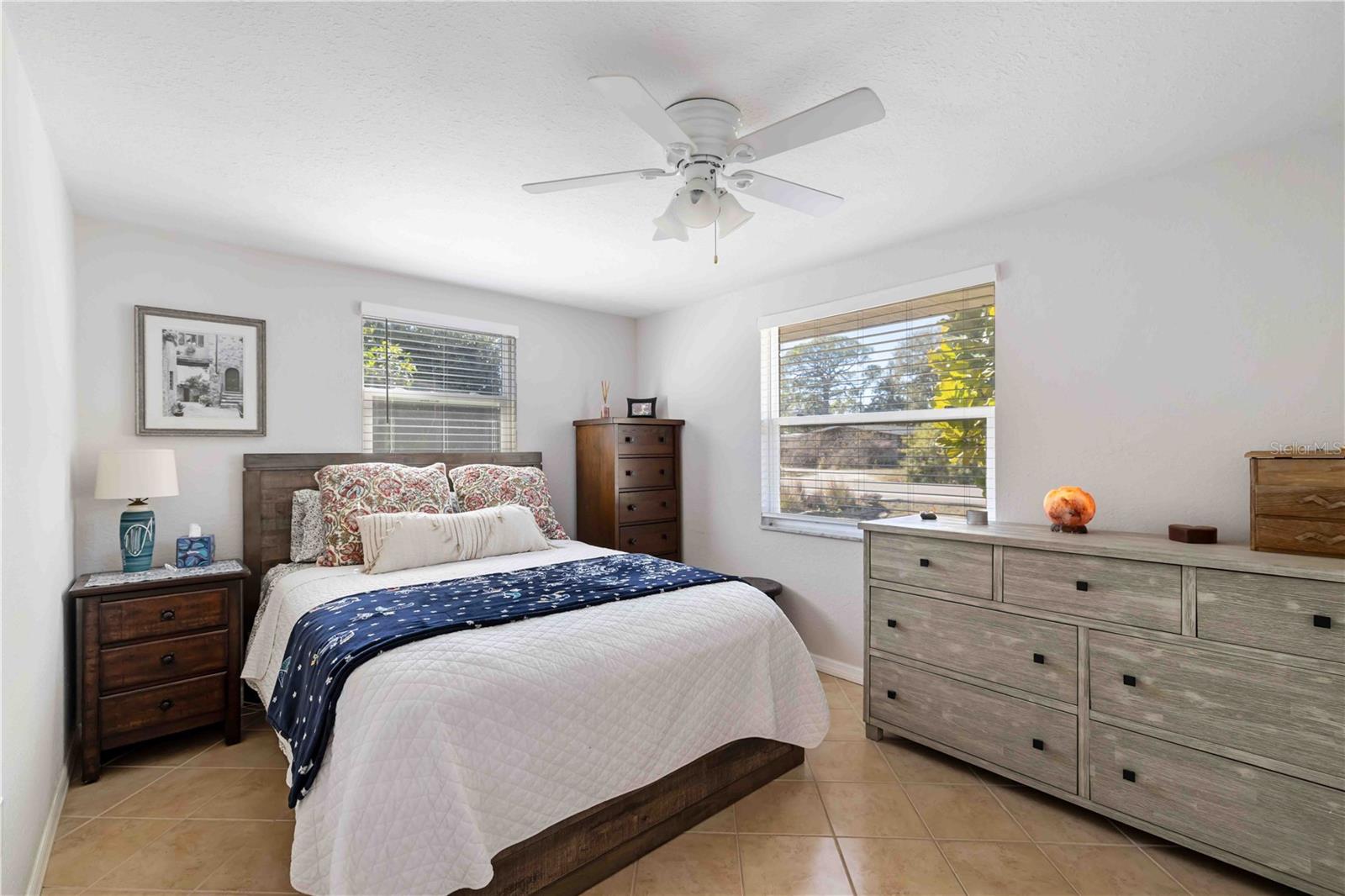 3035 SHAMROCK DR — photo 27