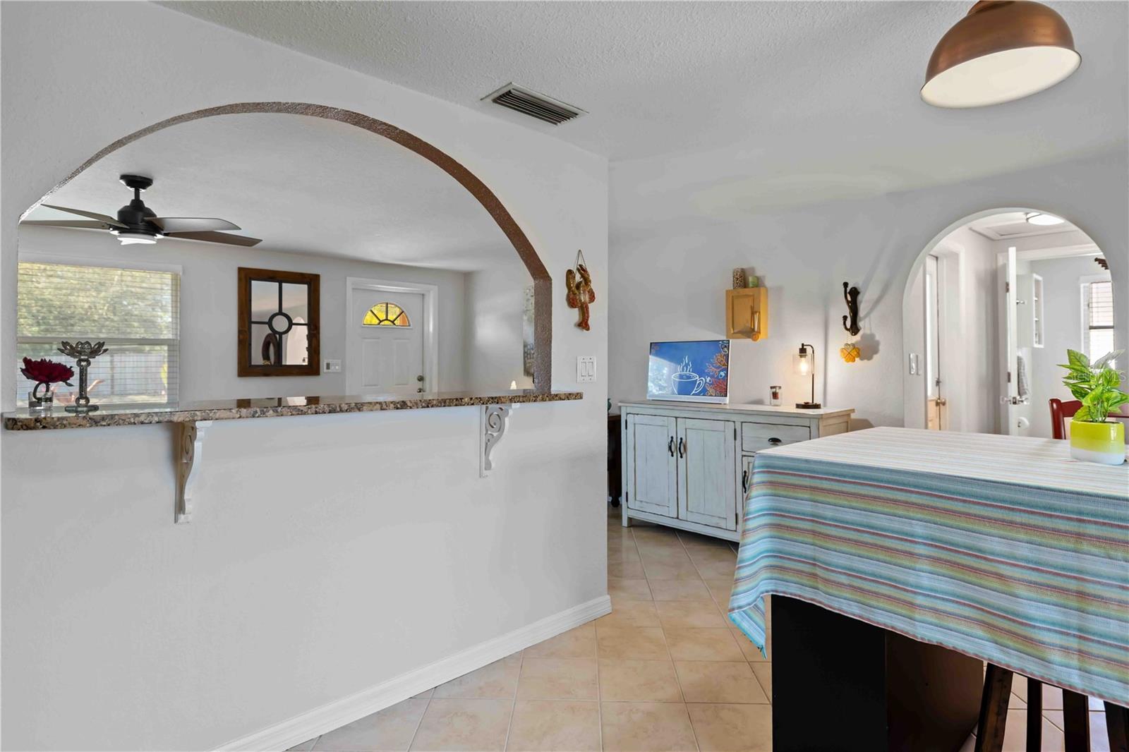 3035 SHAMROCK DR — photo 18