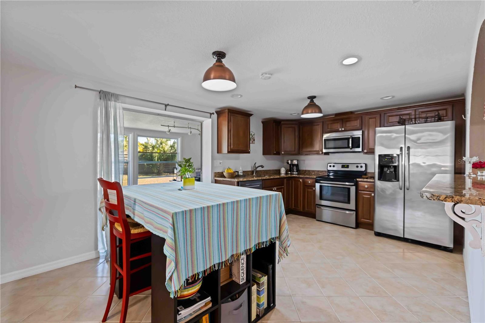 3035 SHAMROCK DR — photo 14
