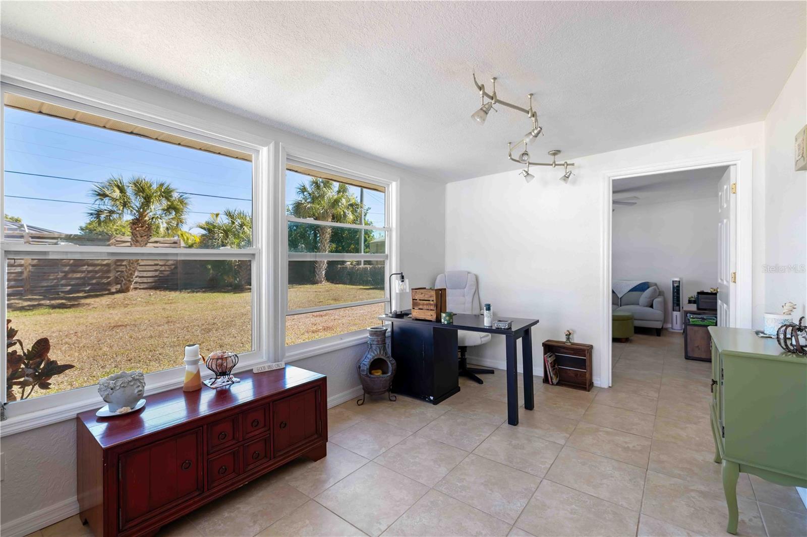3035 SHAMROCK DR — photo 20