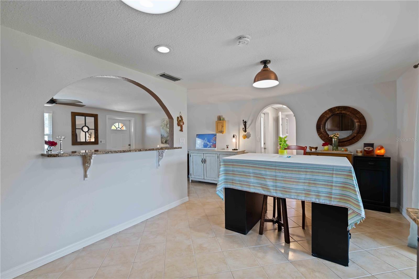 3035 SHAMROCK DR — photo 17