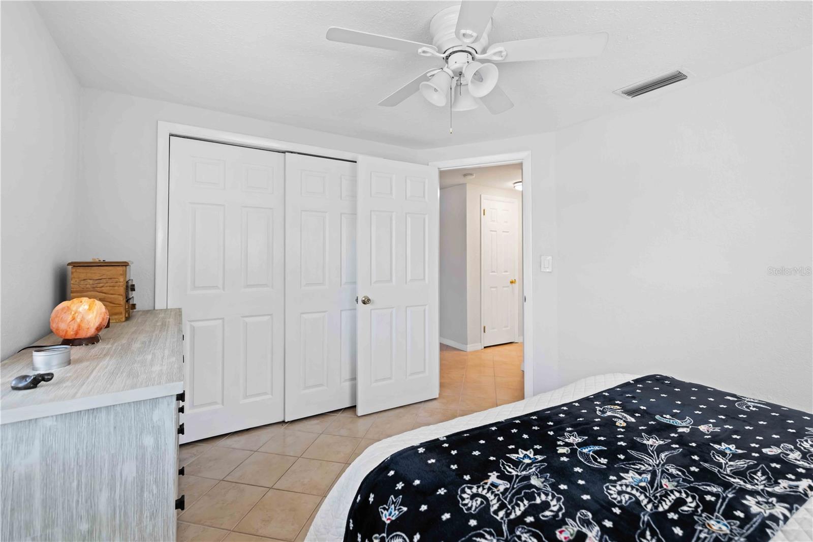 3035 SHAMROCK DR — photo 29