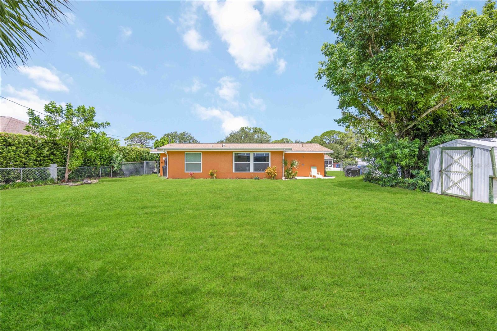 3035 SHAMROCK DR — photo 44