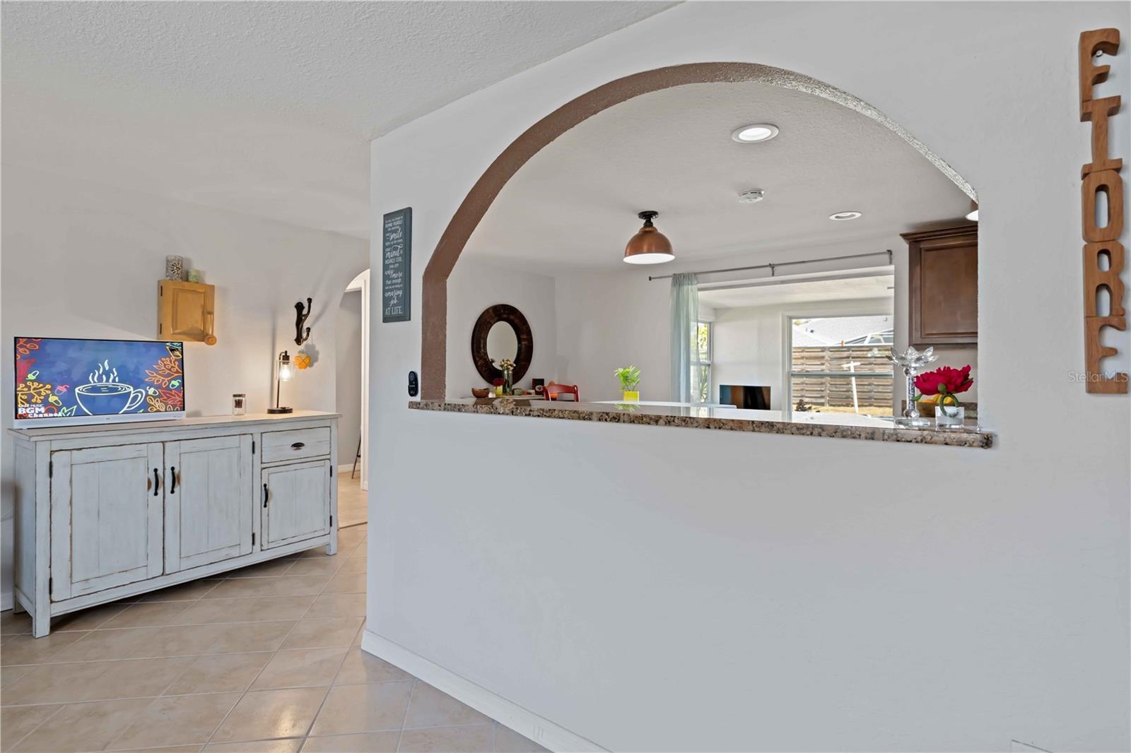 3035 SHAMROCK DR — photo 13