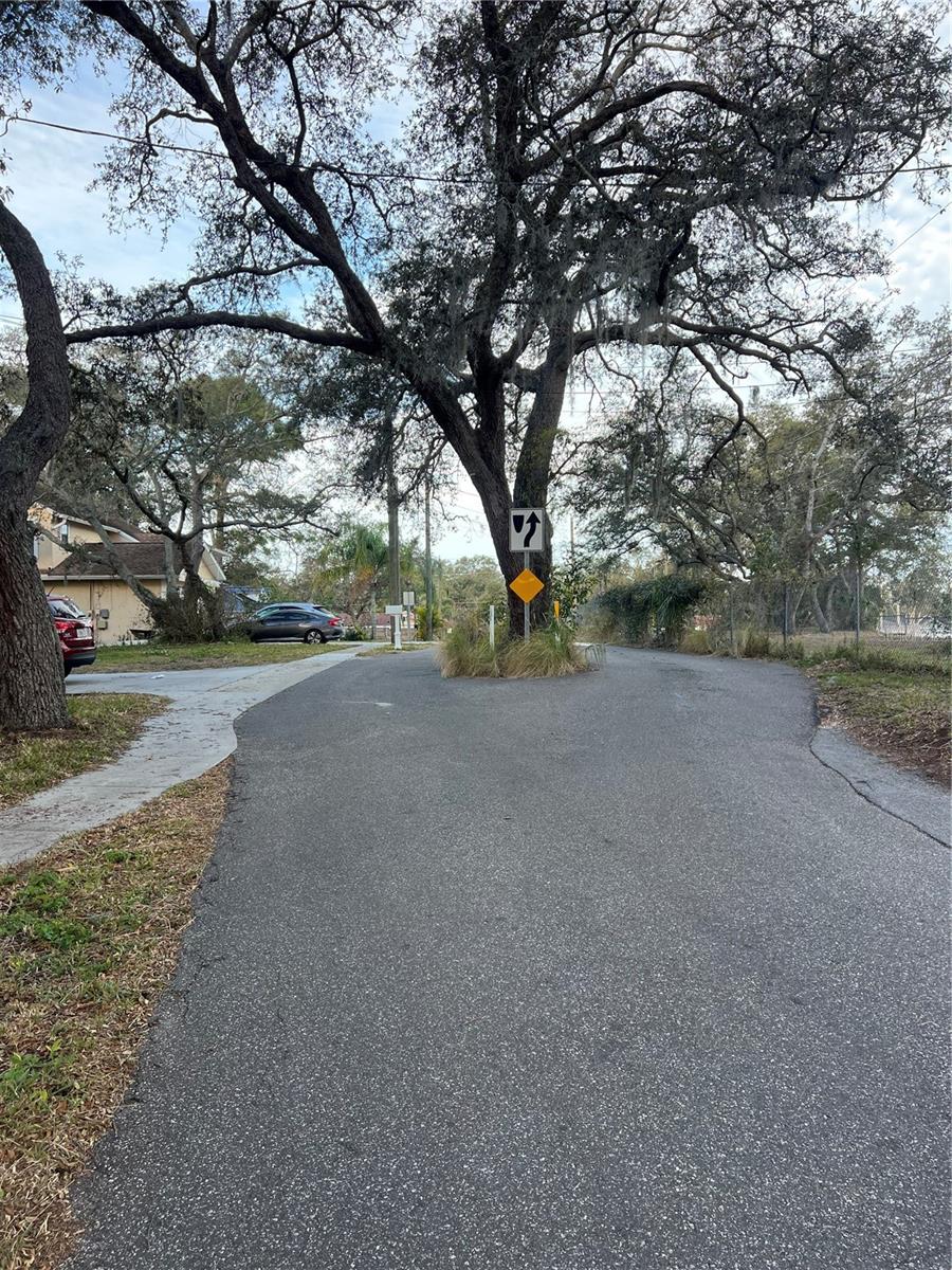 FORDE AVE — photo 2