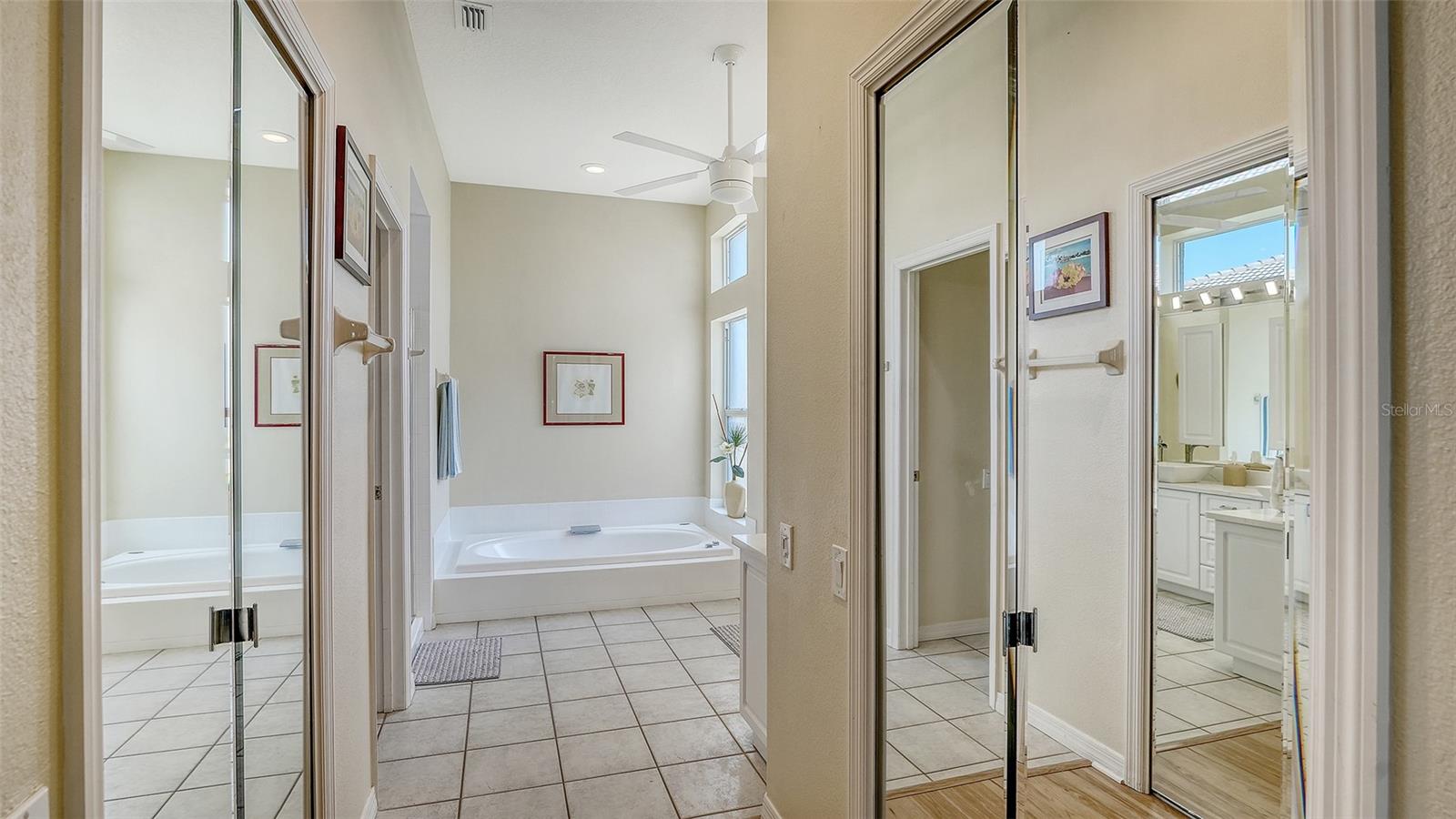 5811 WHITE OAK BAYOU CT — photo 16