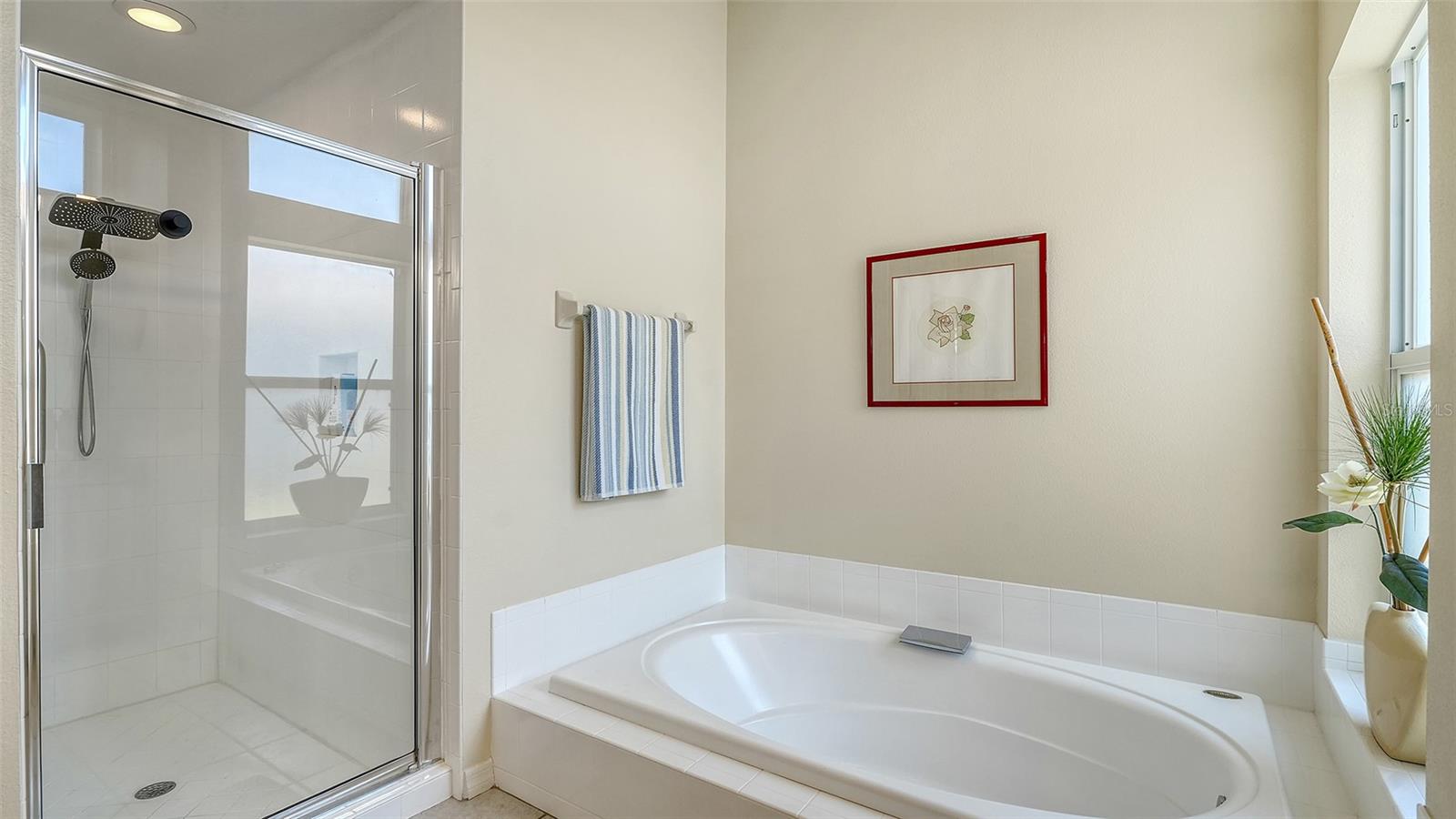 5811 WHITE OAK BAYOU CT — photo 19