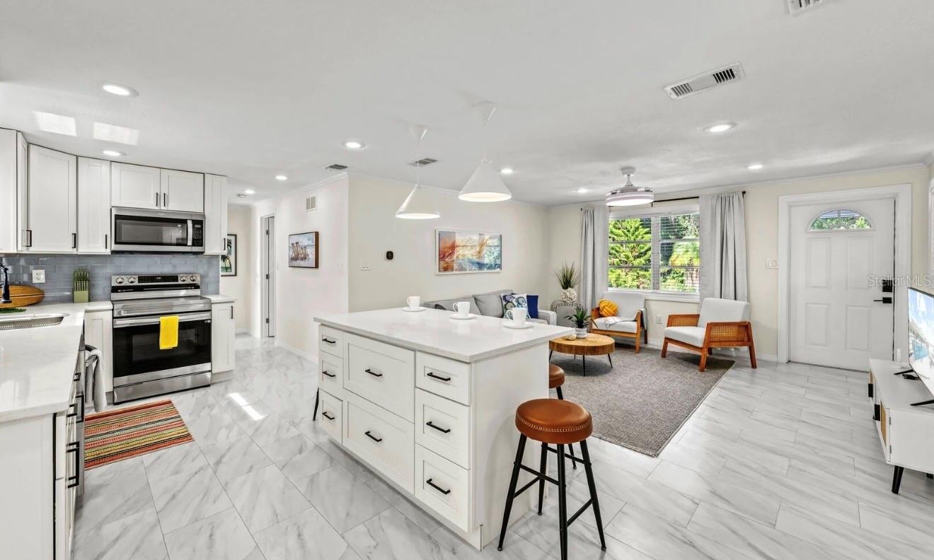 578 COMPANION WAY — photo 9