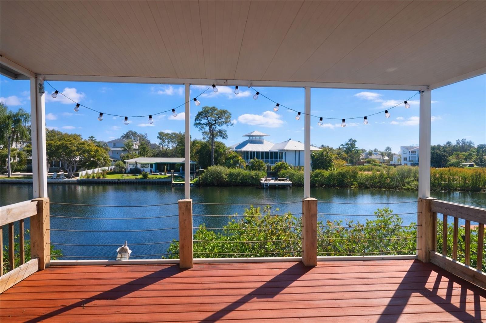 303 LAGOON DR — photo 4