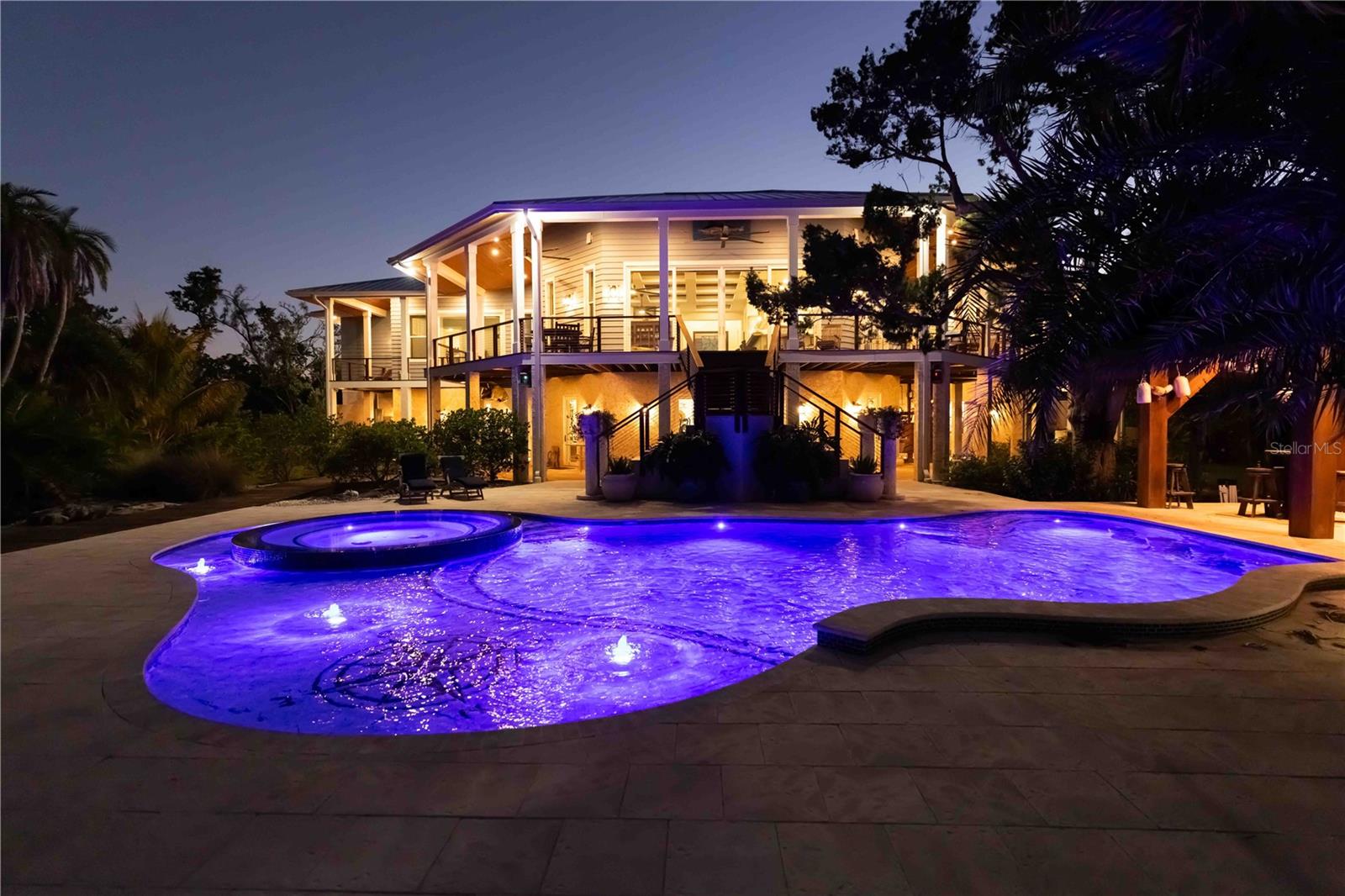 6680 GULF OF MEXICO DR — photo 9