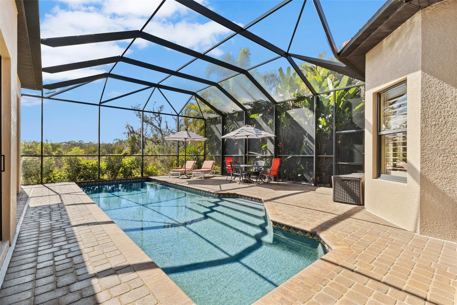 4816 TOBERMORY WAY — photo 32