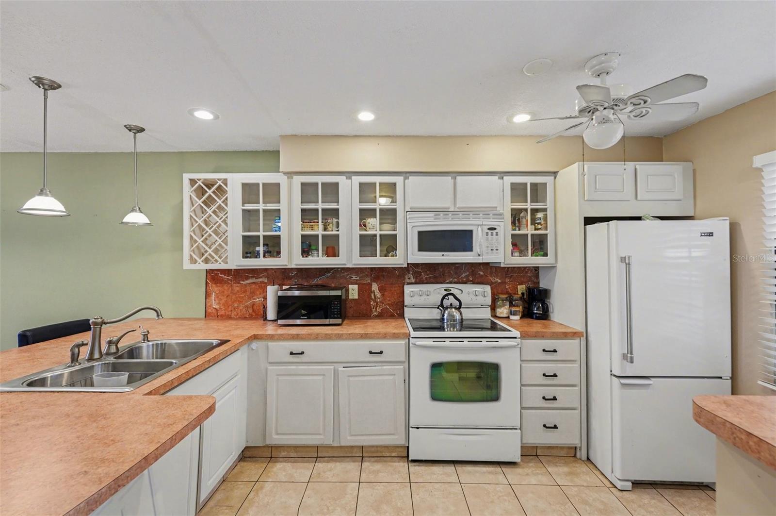 4800 LAKE VILLA DR — photo 11