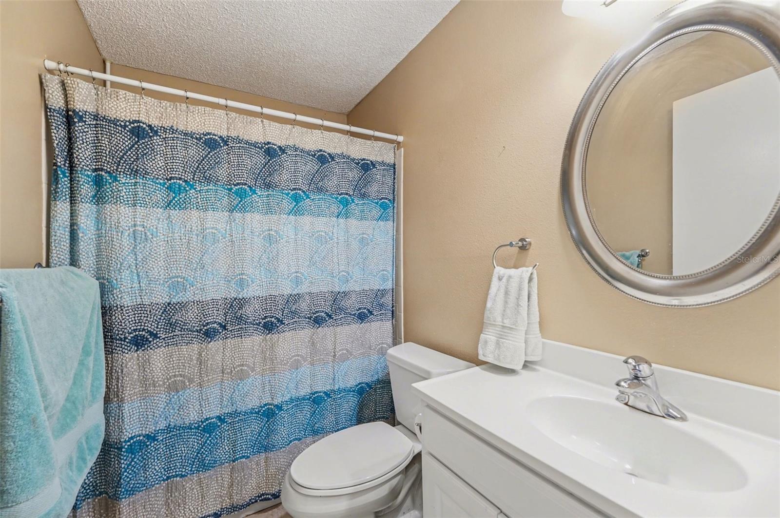 4800 LAKE VILLA DR — photo 18