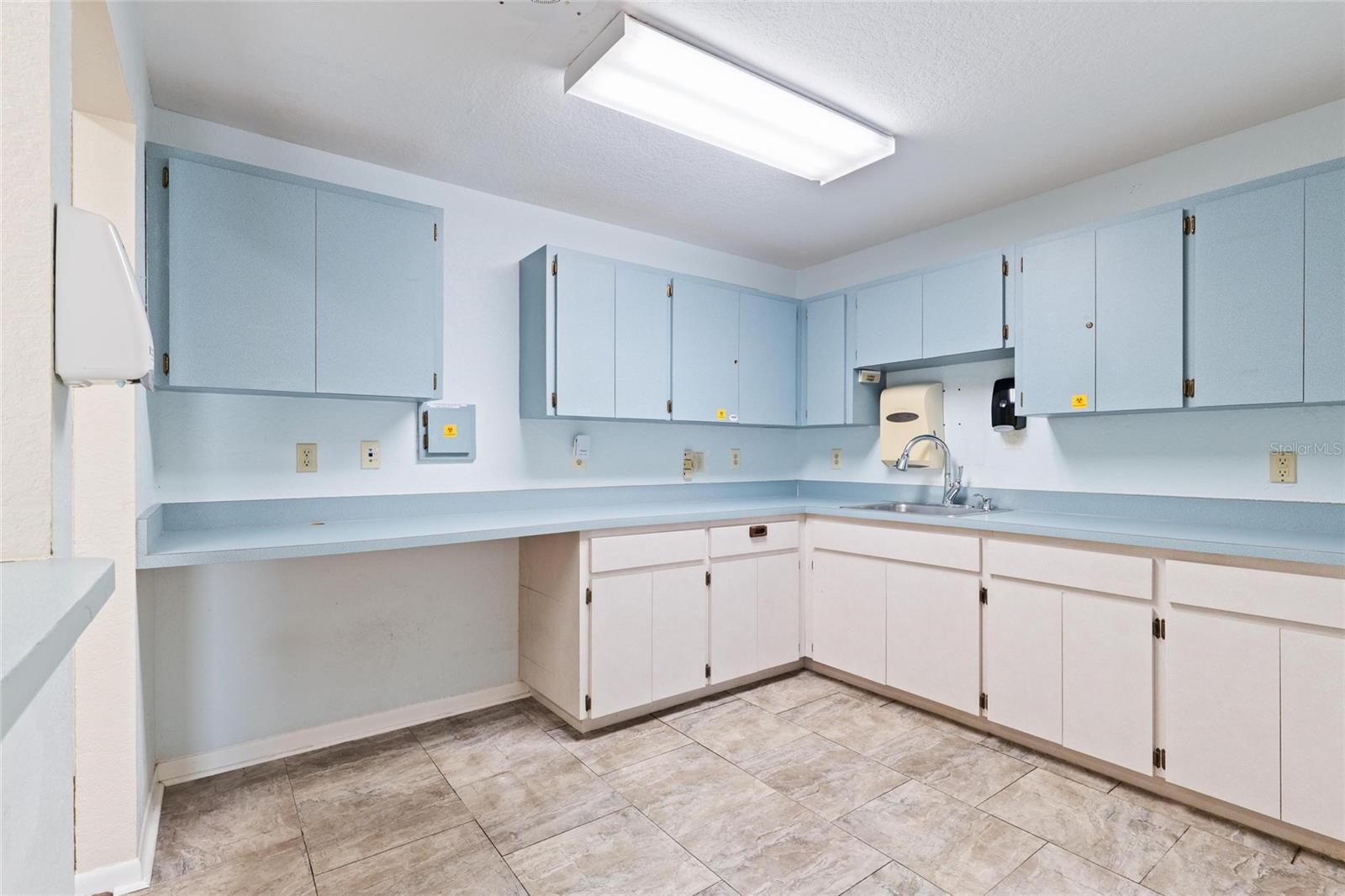1200 S PINELLAS AVE — photo 12