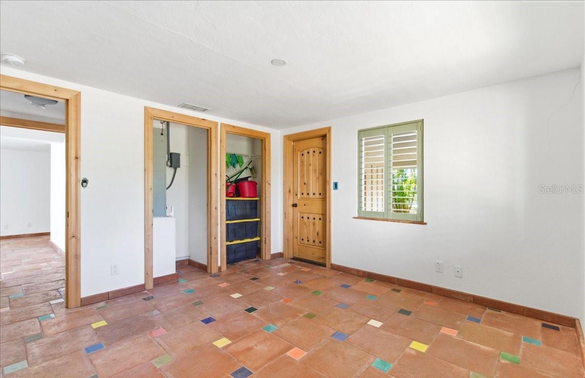 834 JUNGLE QUEEN WAY — photo 34