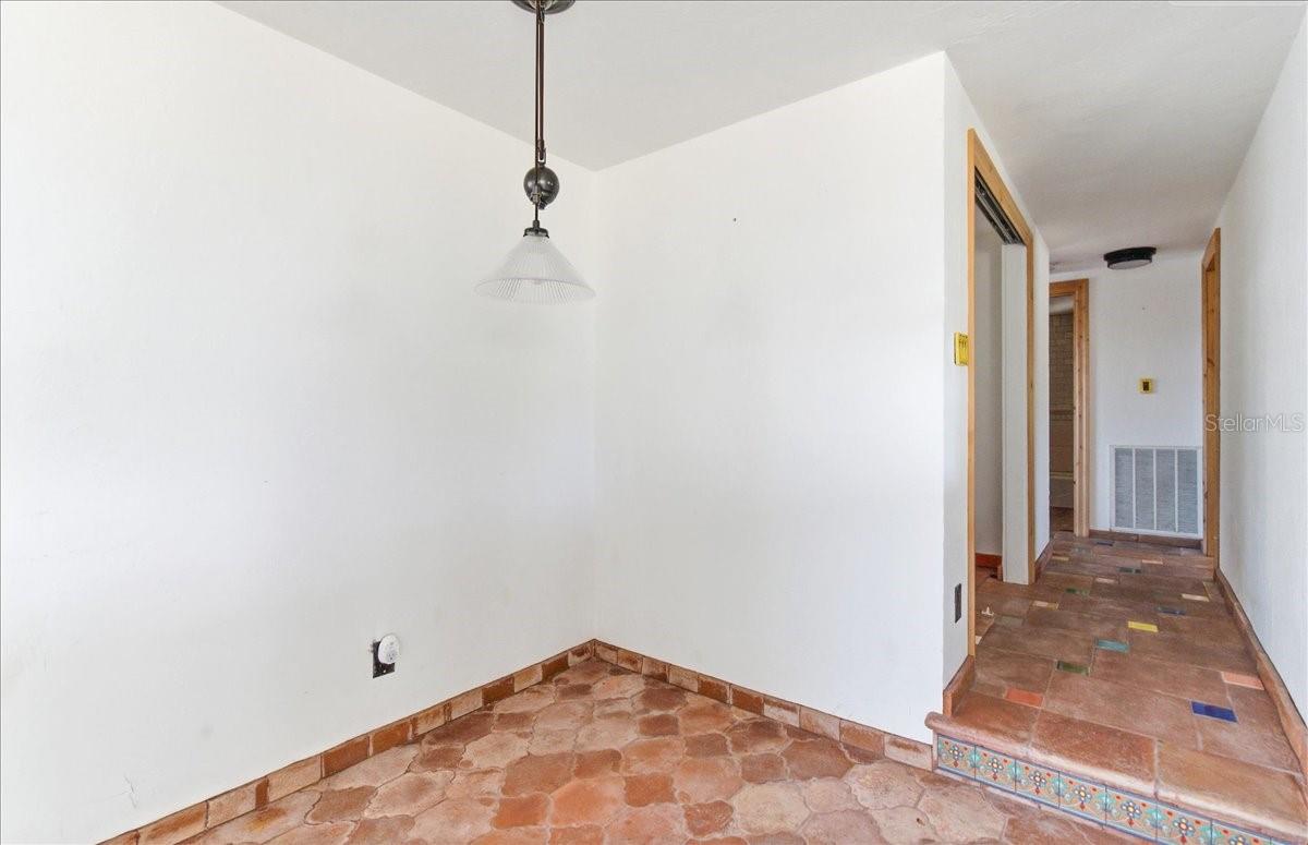 834 JUNGLE QUEEN WAY — photo 31