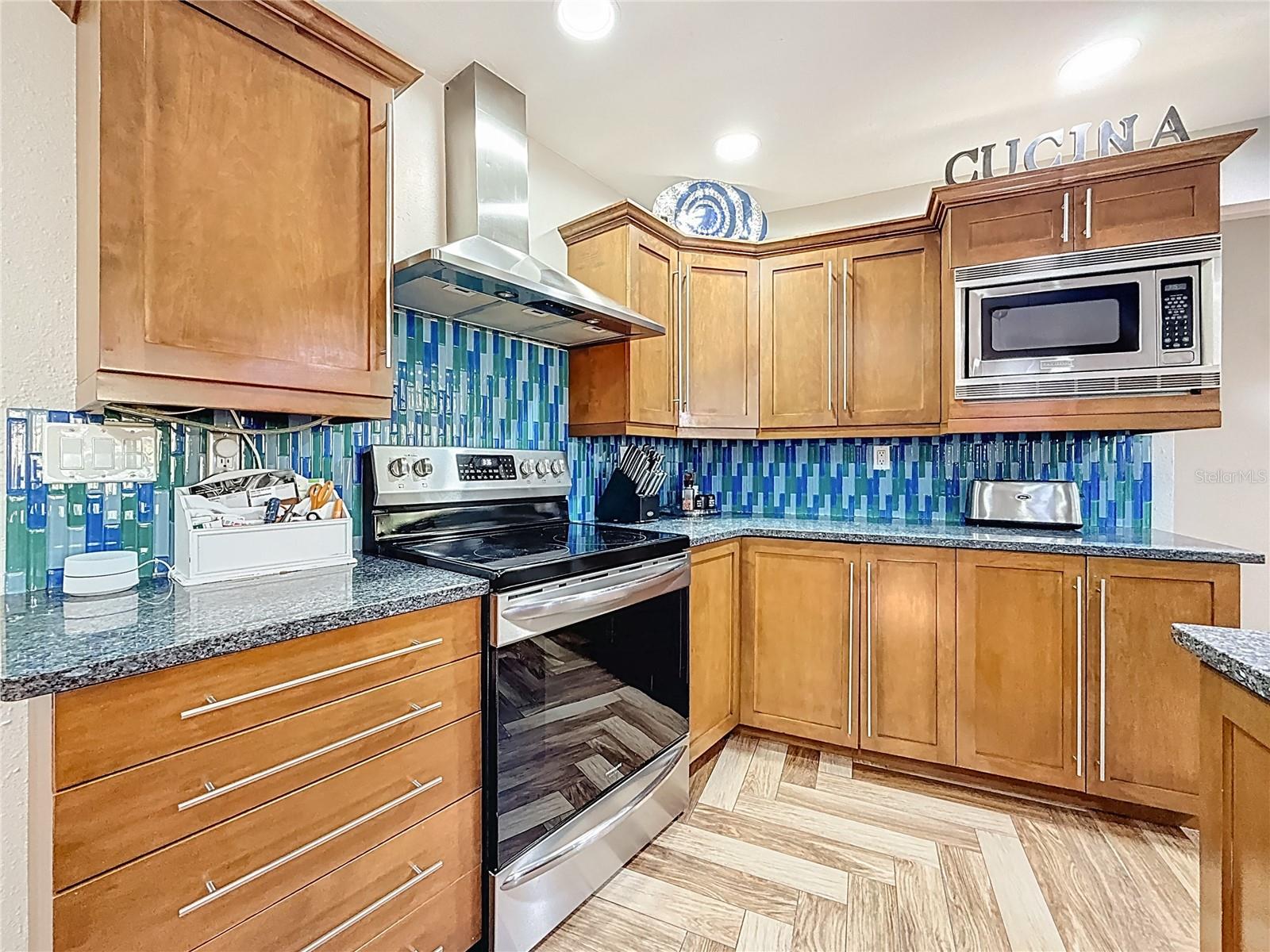 50 WILLOWOOD LN — photo 14
