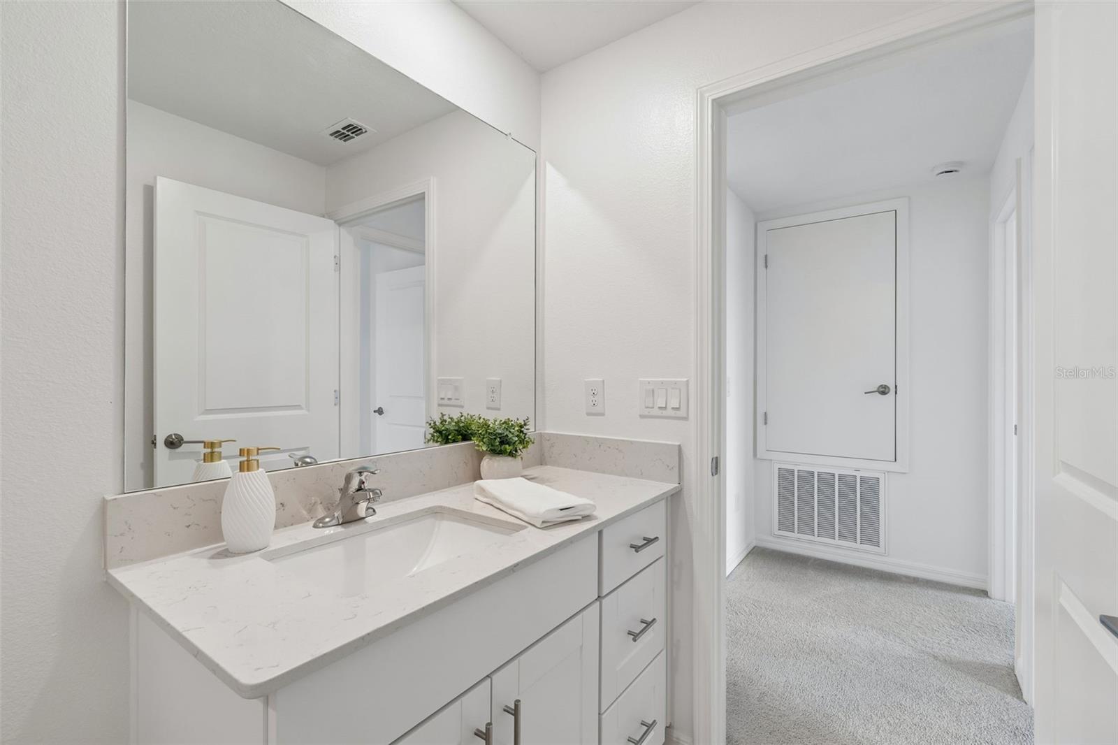 32076 POP ASH PL — photo 31