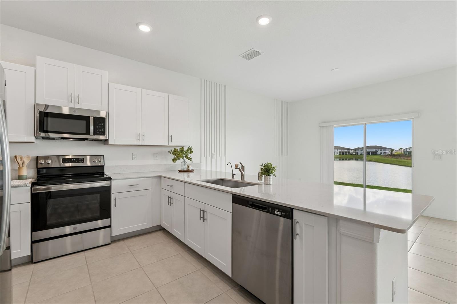 32076 POP ASH PL — photo 5