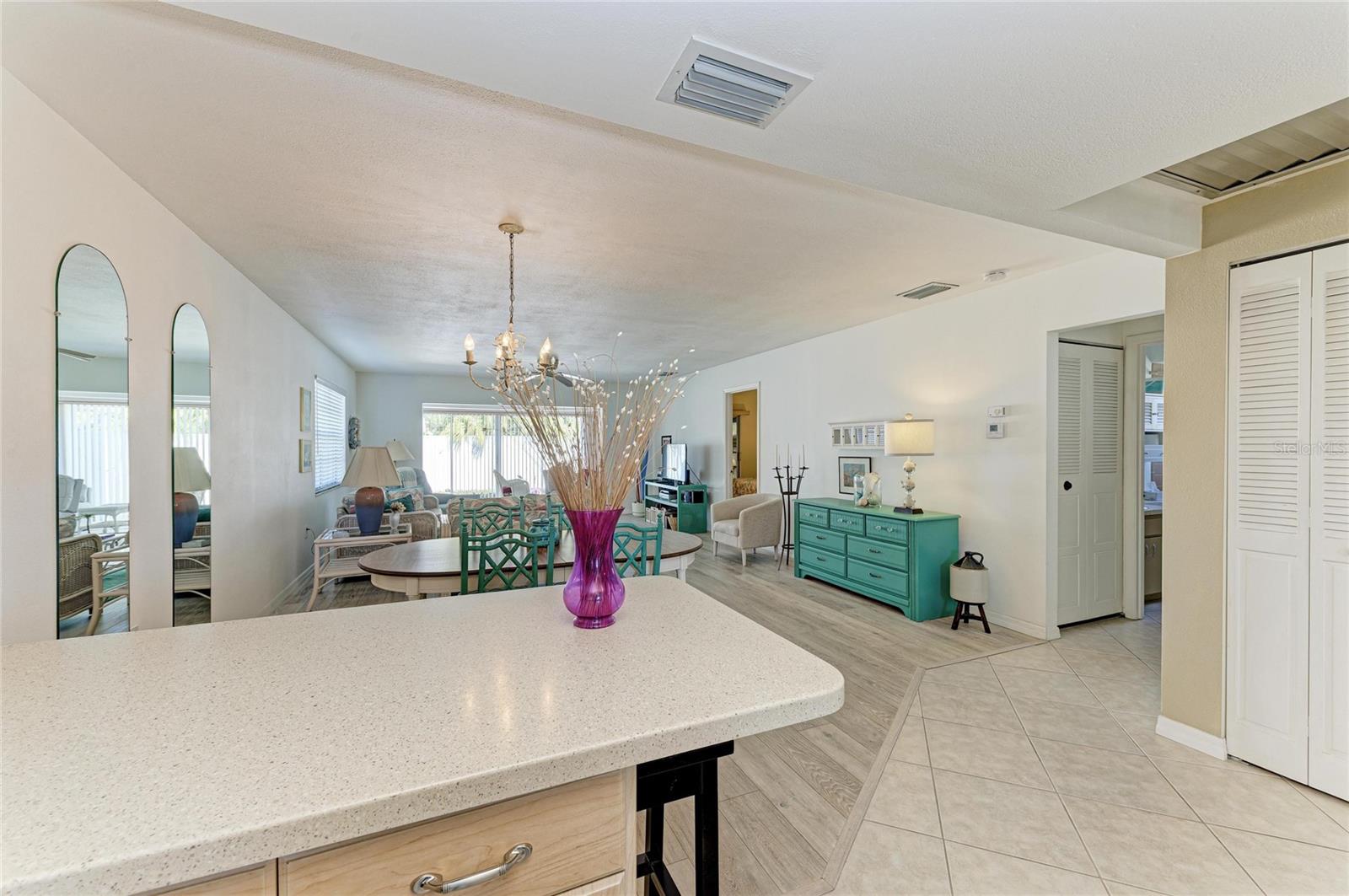9417 KINGSTON DR #9417 — photo 13