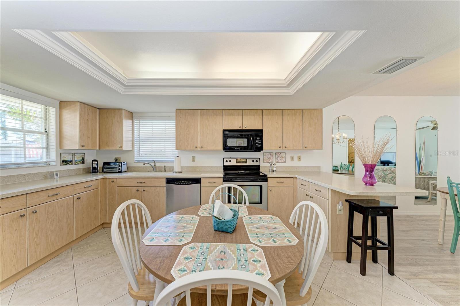9417 KINGSTON DR #9417 — photo 9