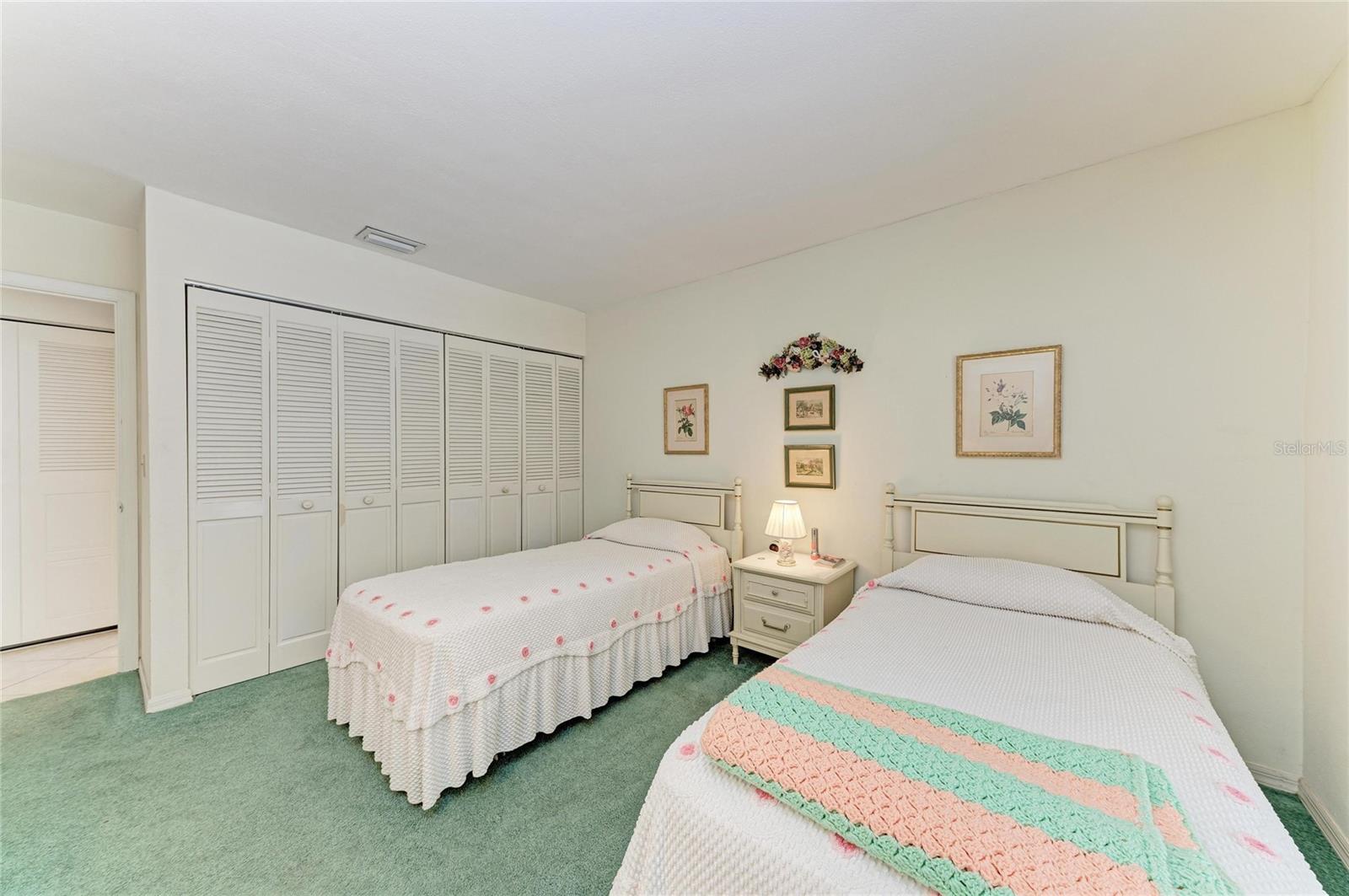 9417 KINGSTON DR #9417 — photo 28