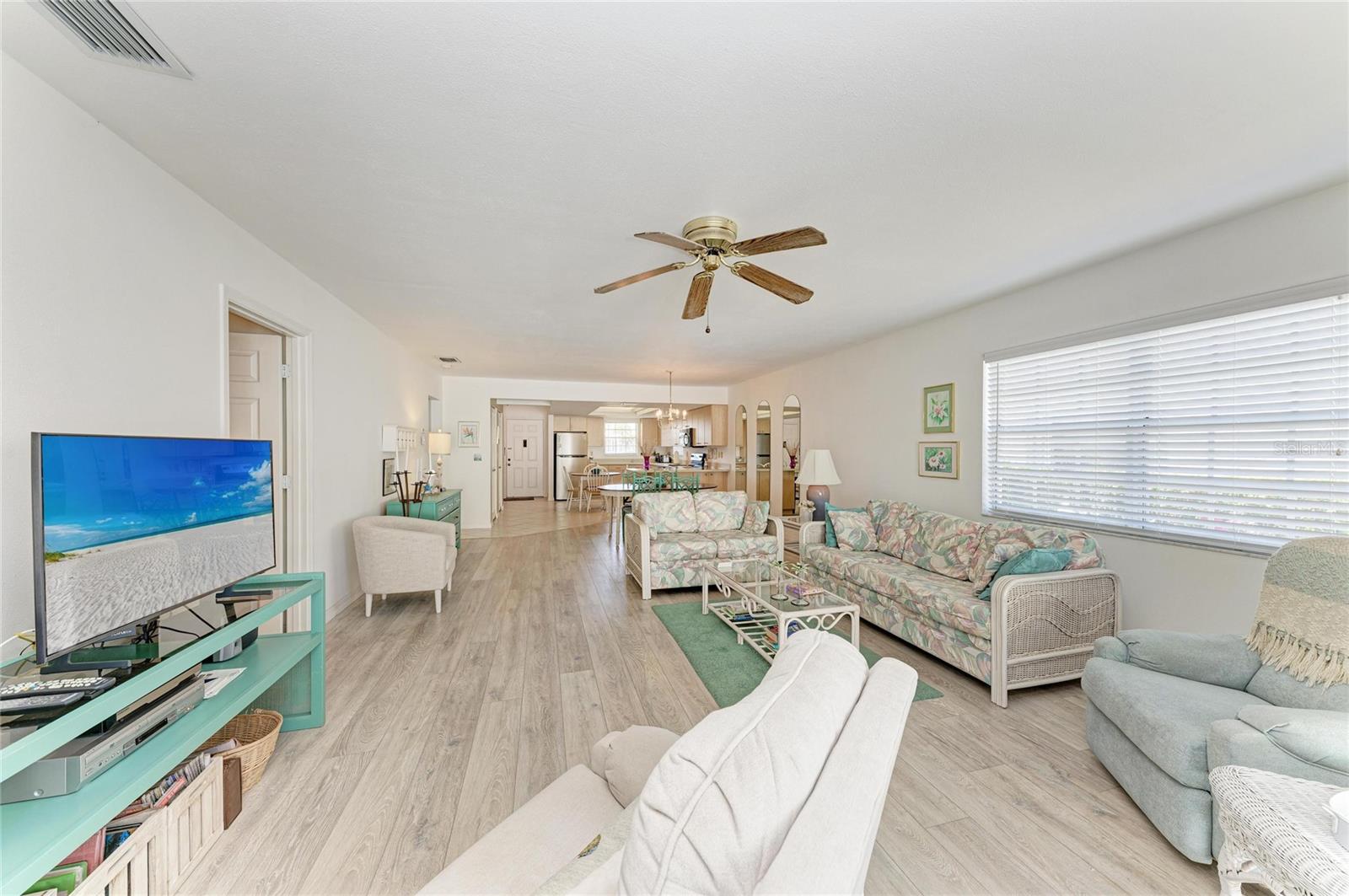 9417 KINGSTON DR #9417 — photo 19