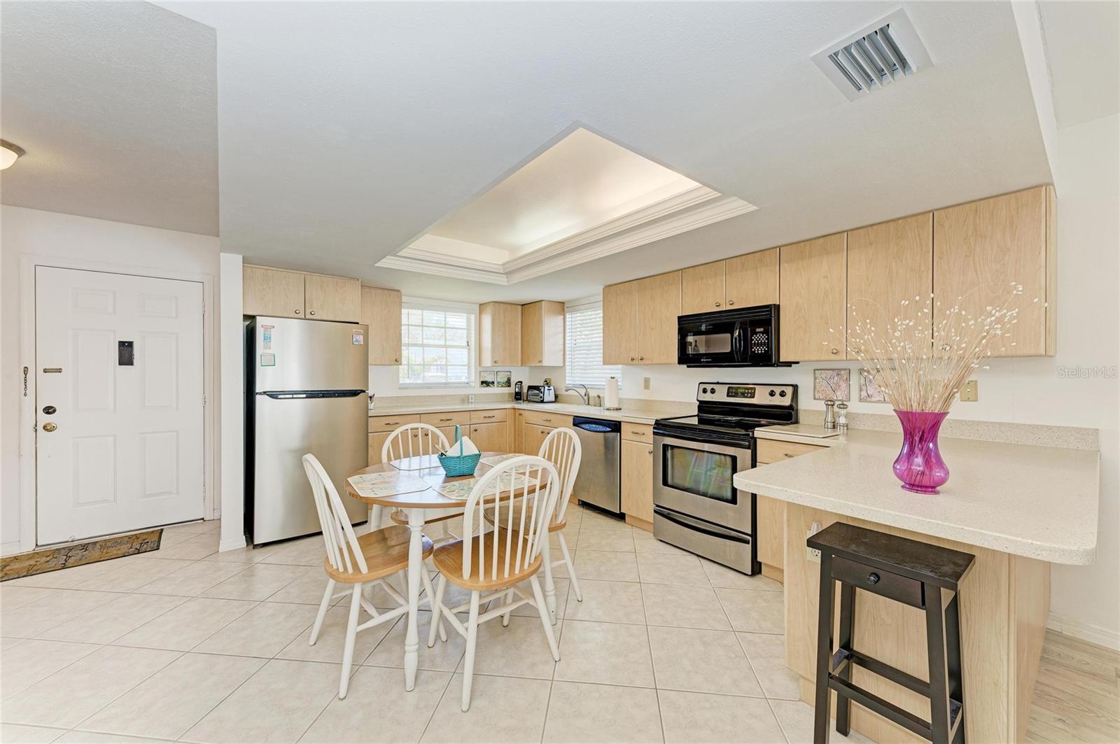 9417 KINGSTON DR #9417 — photo 10