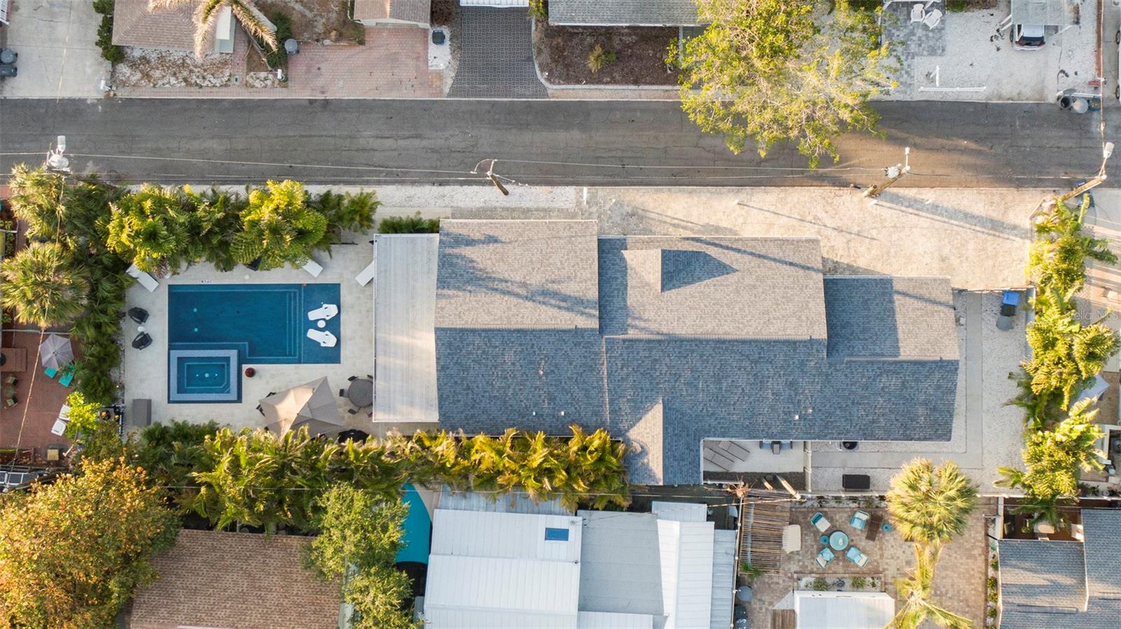 135 93RD AVE — photo 37