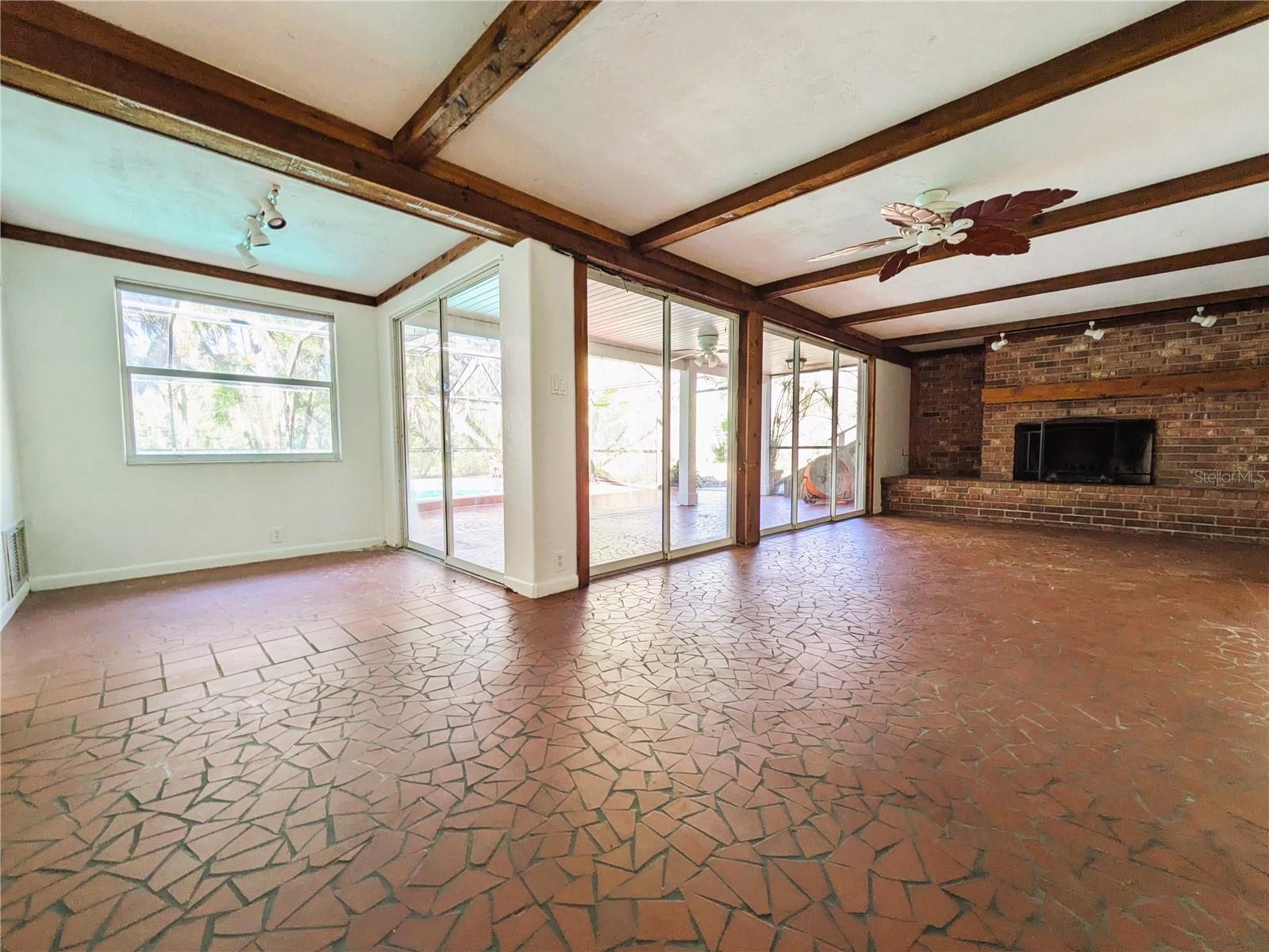 4554 COOPER RD — photo 20