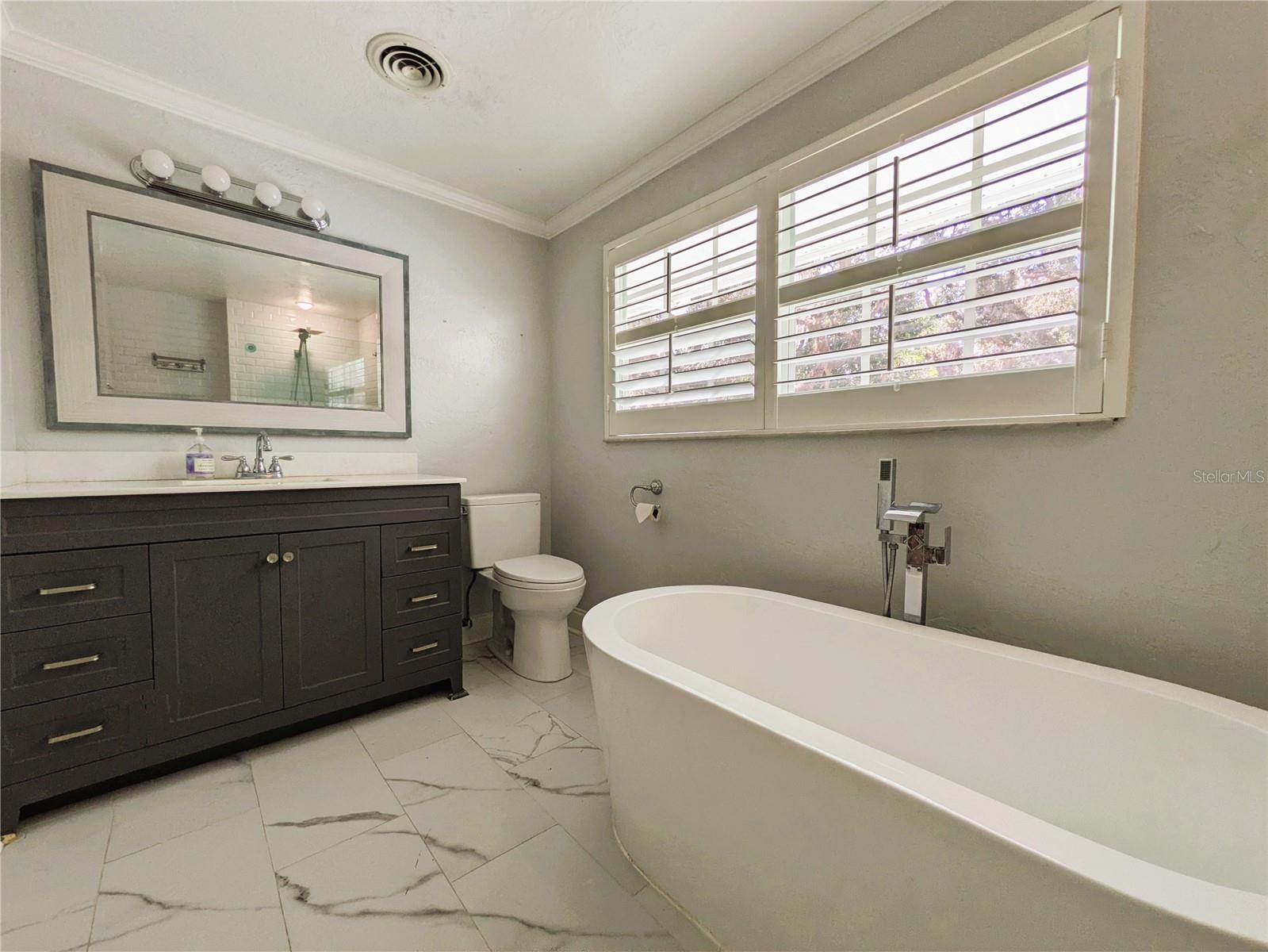 4554 COOPER RD — photo 14