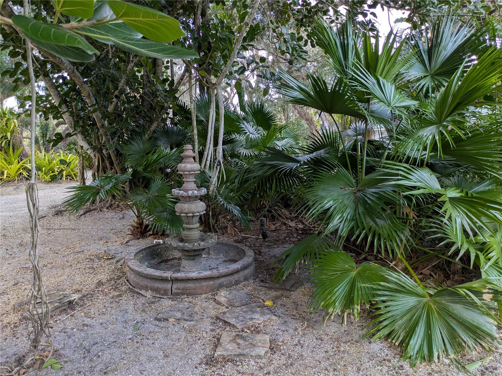 4554 COOPER RD — photo 37