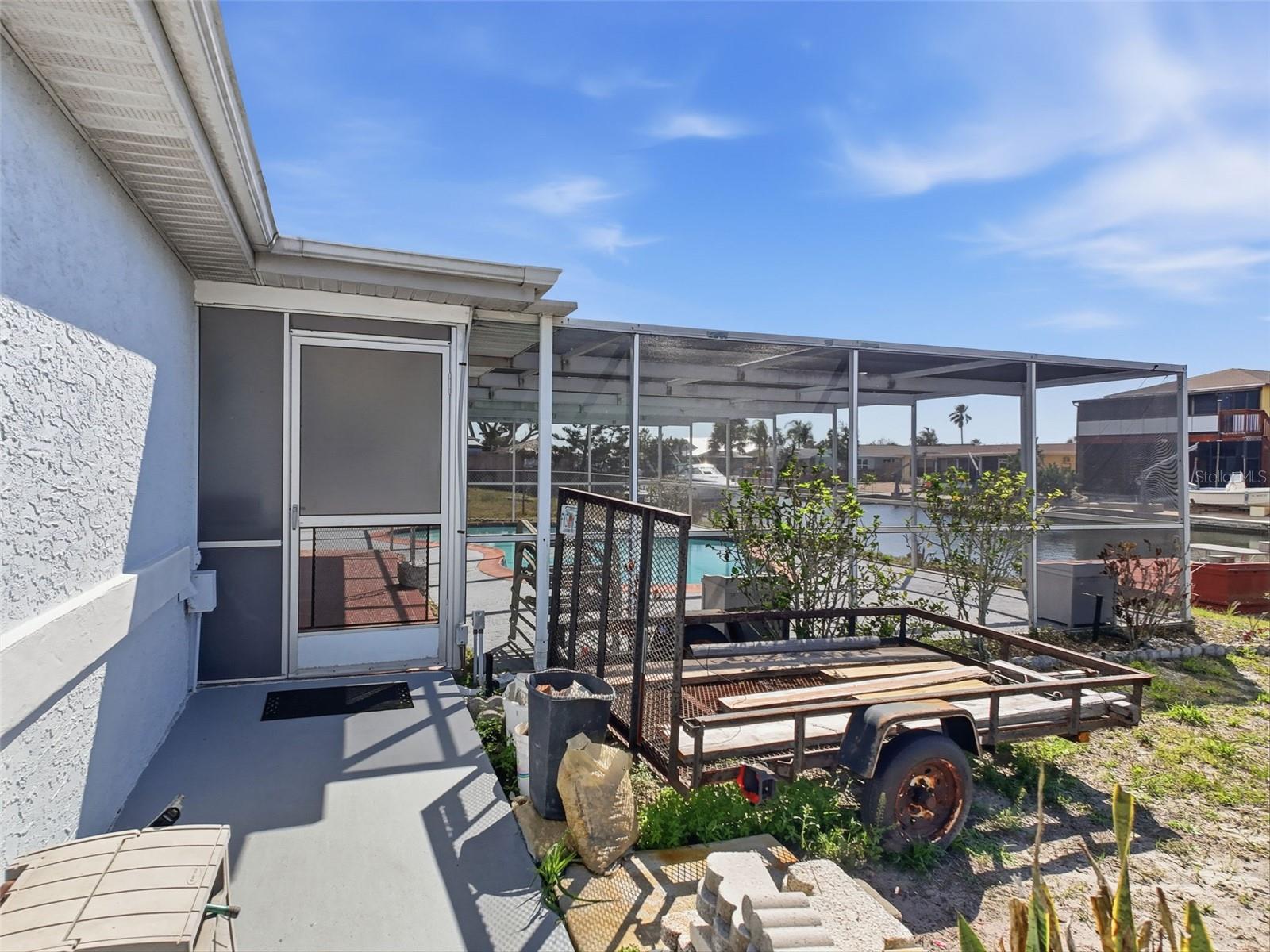 13701 VERONICA DR — photo 63
