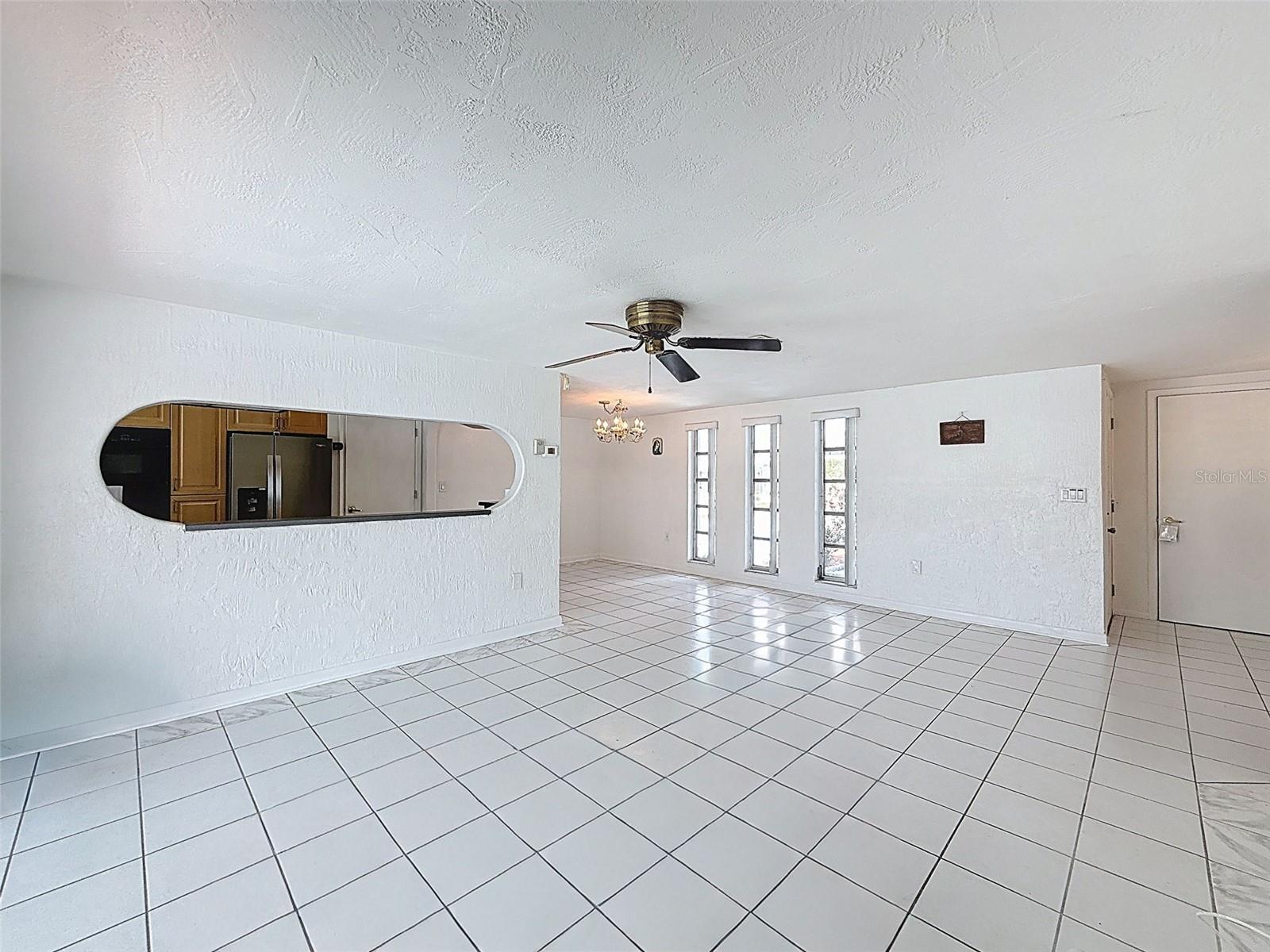 13701 VERONICA DR — photo 14