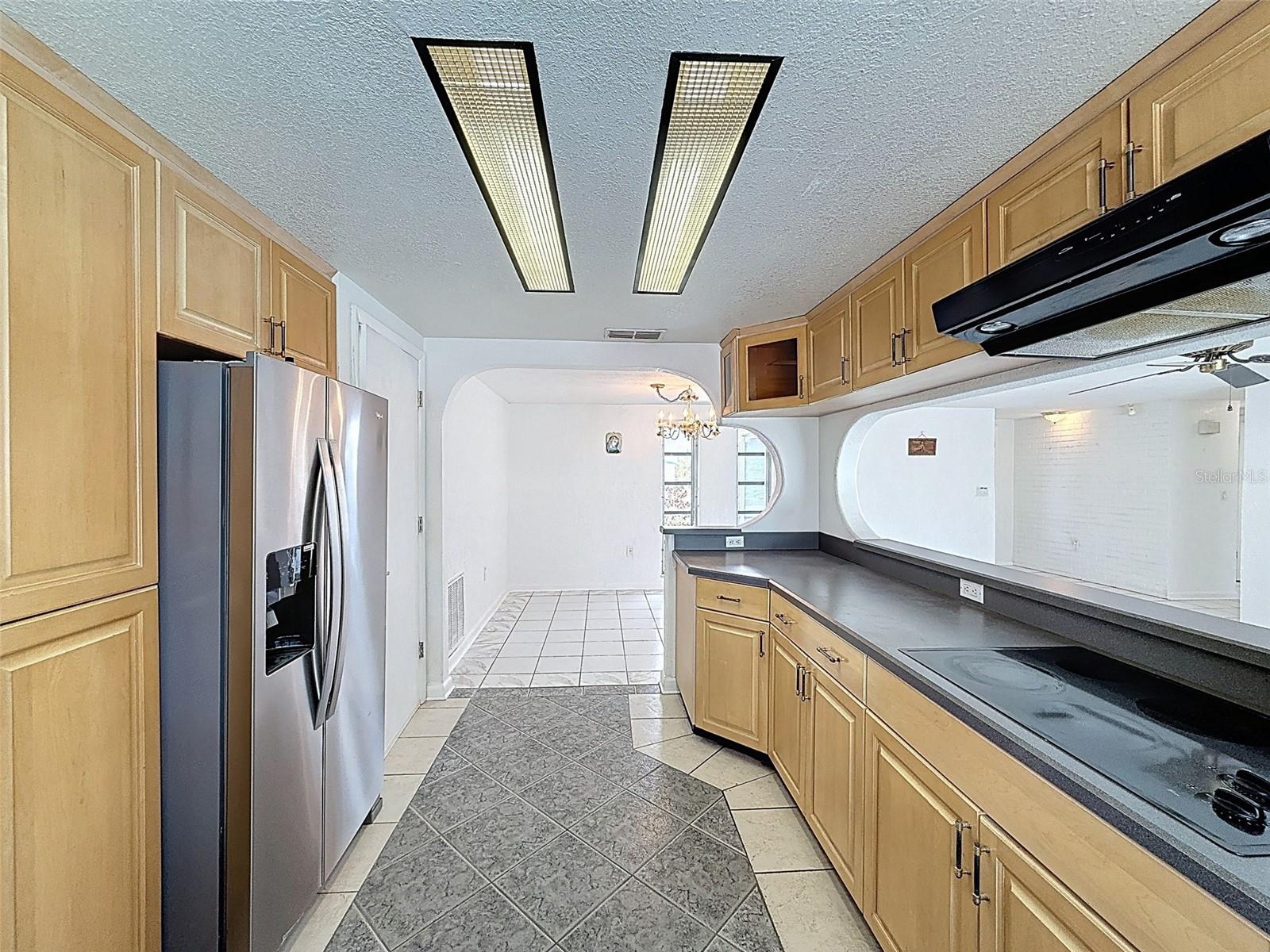 13701 VERONICA DR — photo 27
