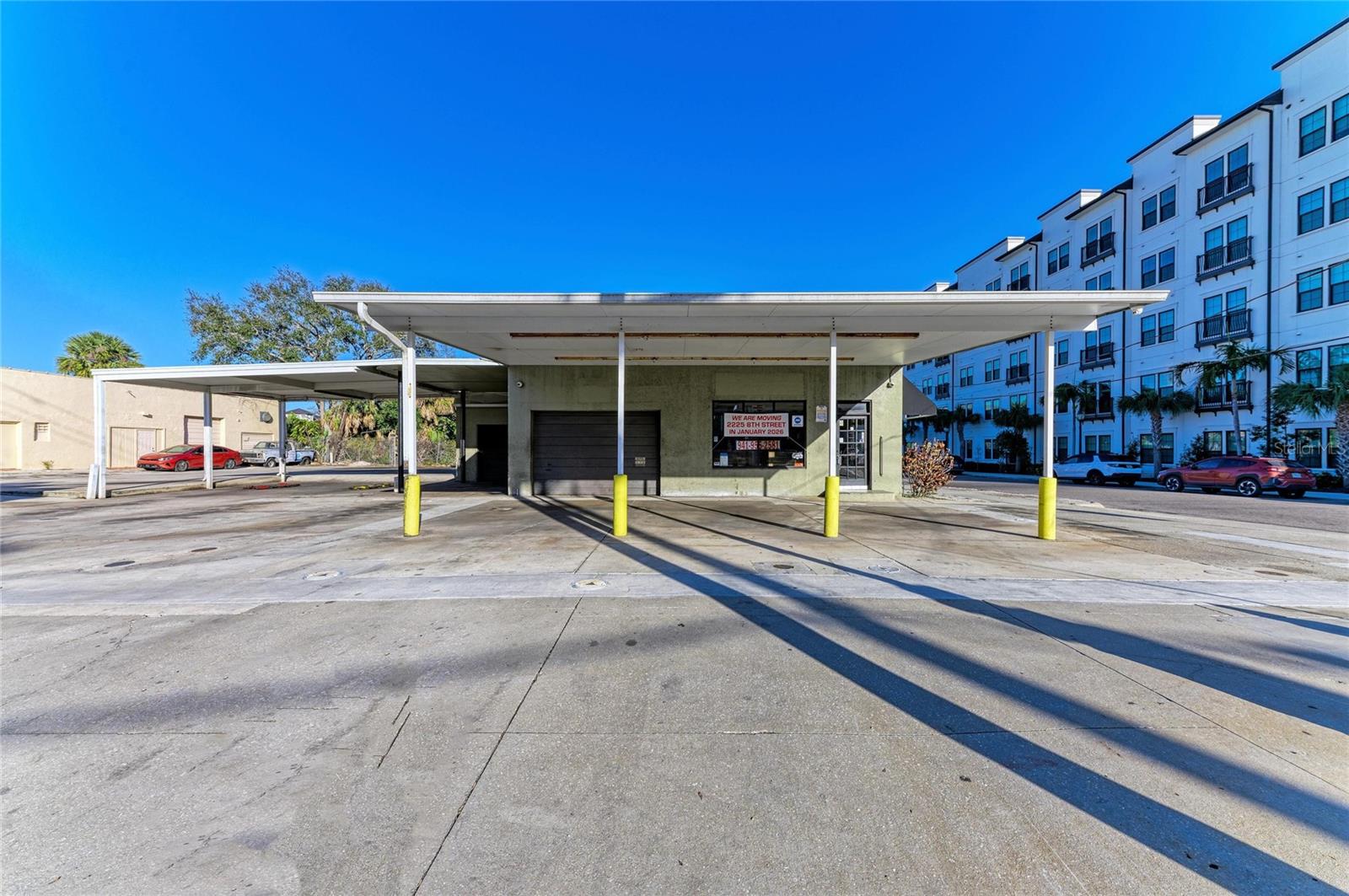400 W CENTRAL AVE — photo 4