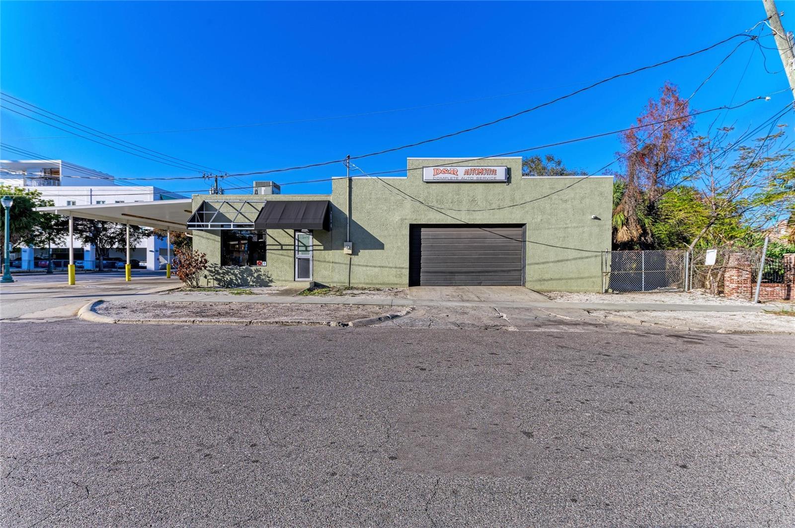 400 W CENTRAL AVE — photo 6