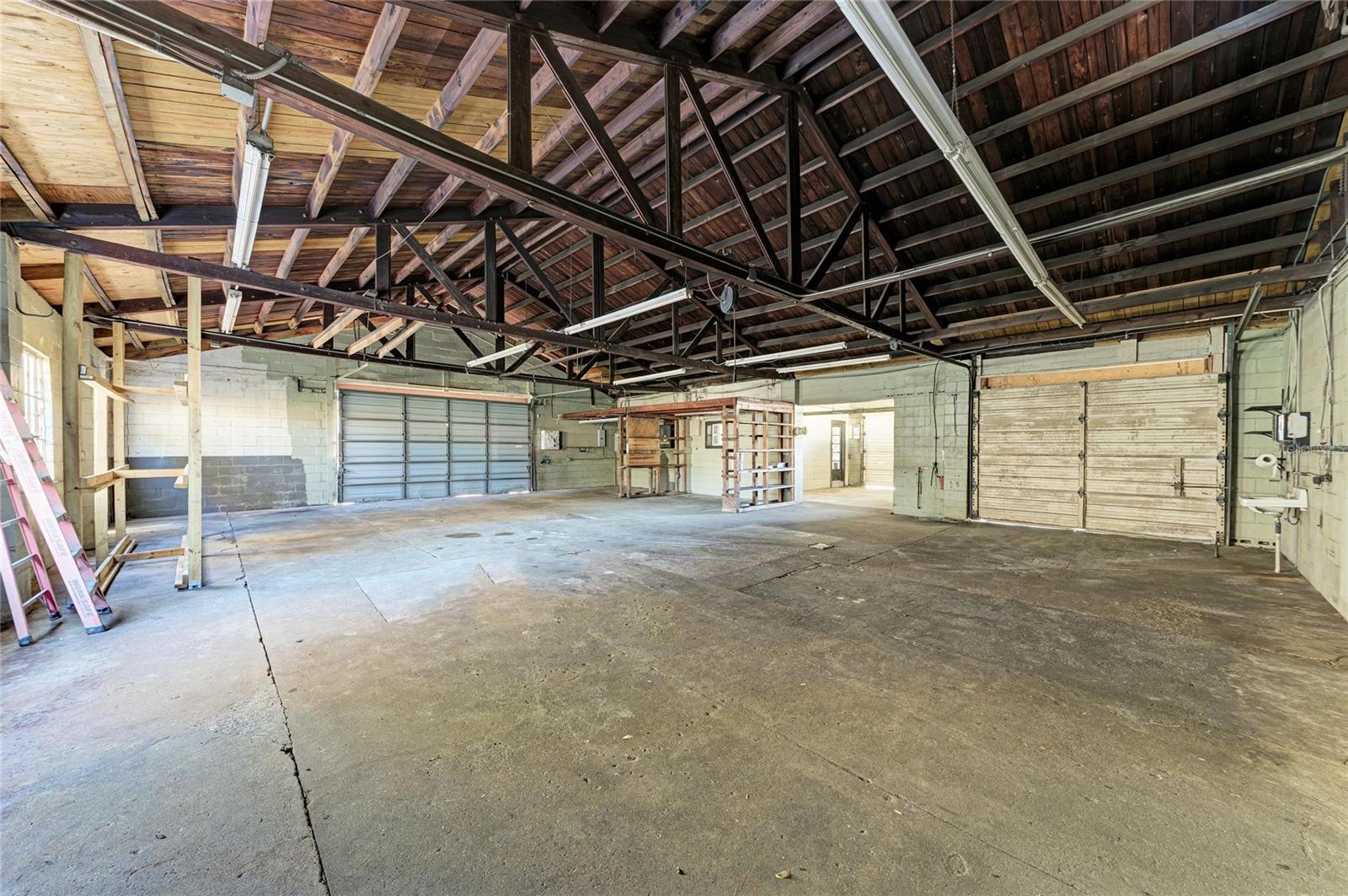 400 W CENTRAL AVE — photo 18
