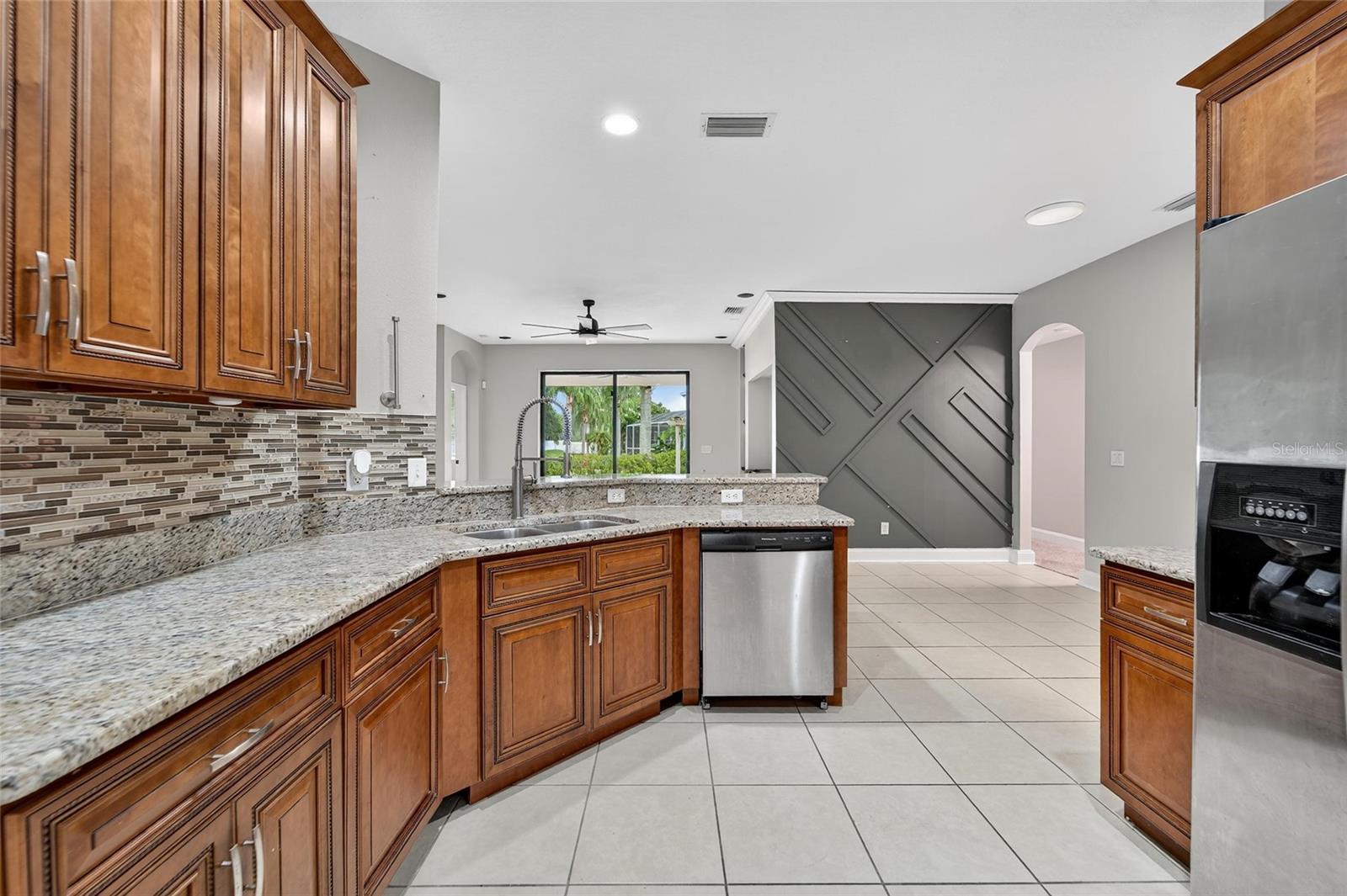 2502 BONTERRA BLVD — photo 26