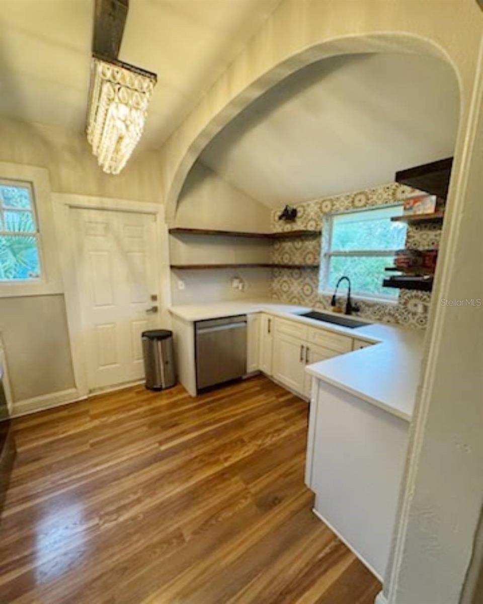 1511 PRESCOTT ST S — photo 5