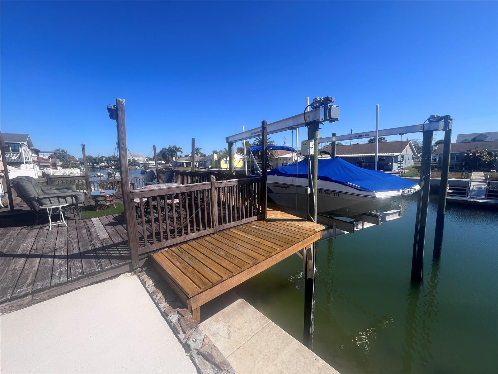 13804 PLUMOSA AVE — photo 34