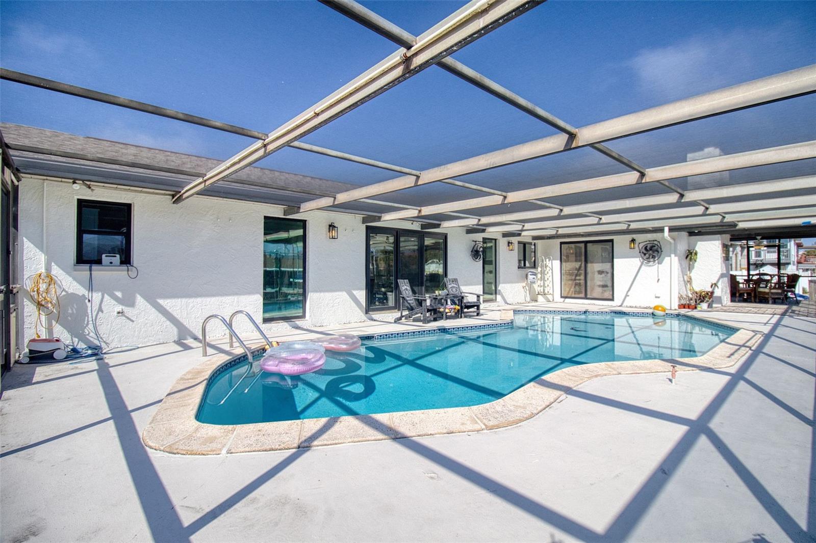 13804 PLUMOSA AVE — photo 33