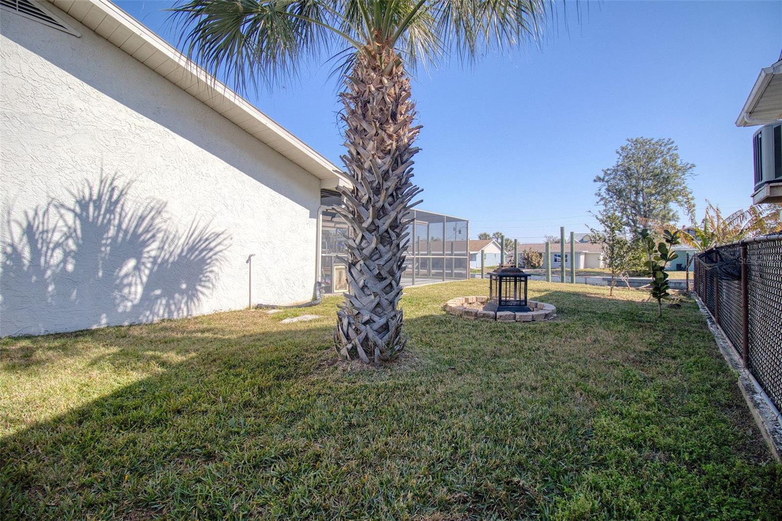 13804 PLUMOSA AVE — photo 40